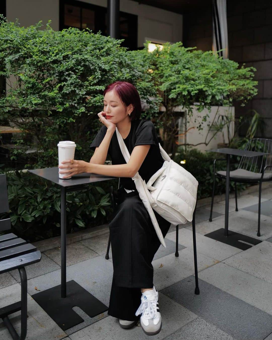 徳永 美乃里さんのインスタグラム写真 - (徳永 美乃里Instagram)「Lunch🍽️  最近着れる服がなくなってきて さっと着れるものばかり🥹 後期も着れる服買わなきゃなーっ🥹  ランチ中私たちが食べ終わるまで待ってくれてた 虎がかわいすぎたので📸💗」10月6日 20時50分 - tokunaga_minori