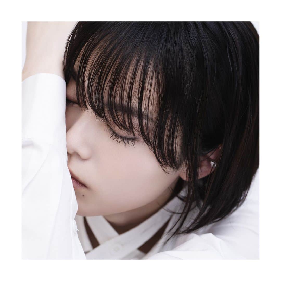 平手友梨奈さんのインスタグラム写真 - (平手友梨奈Instagram)「Artist Photos #Yurina_Hirate #平手 ...