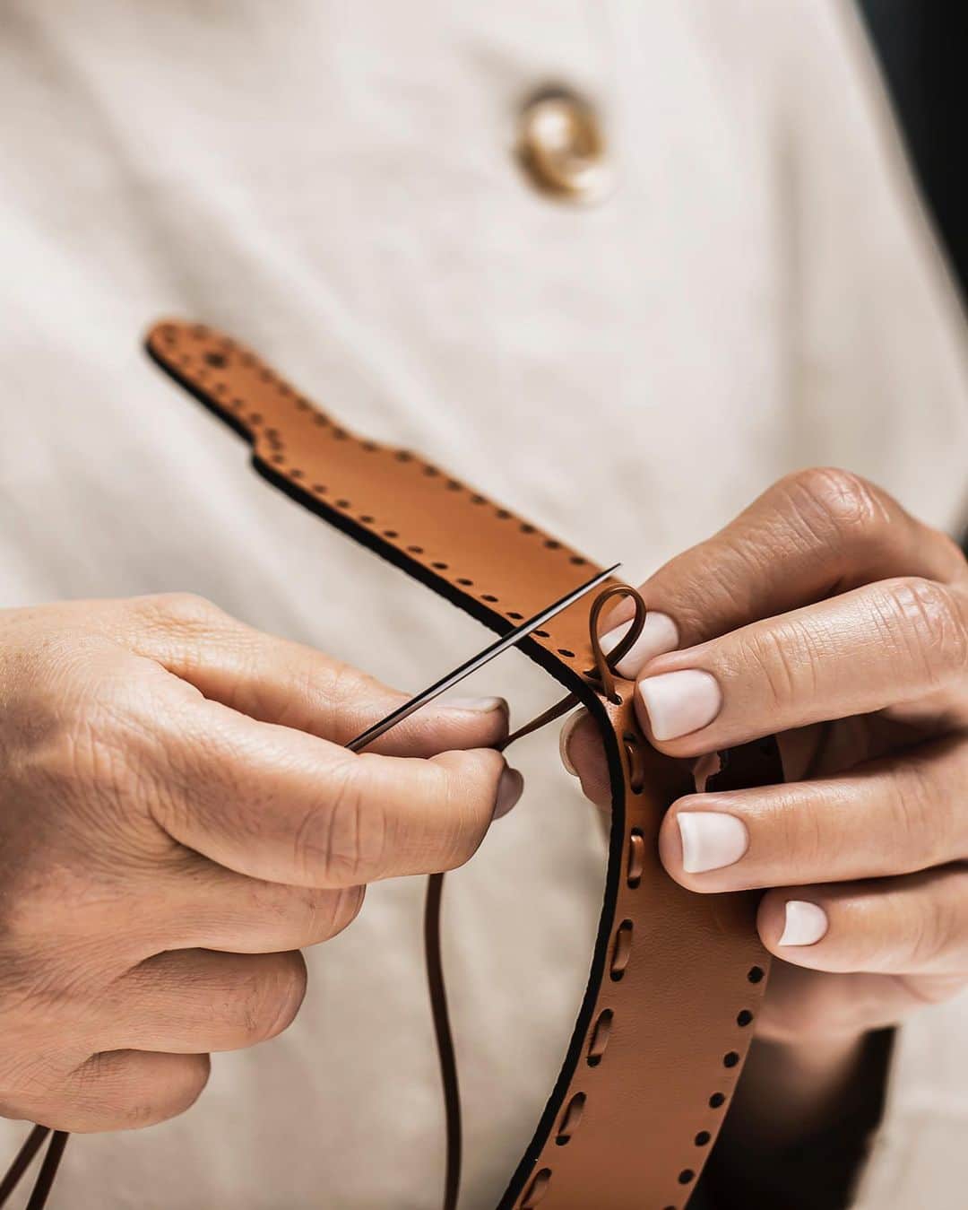 Fendiのインスタグラム：「From 1925 to today, Fendi's Selleria tradition continues in the hands of the Maison's artisans.」