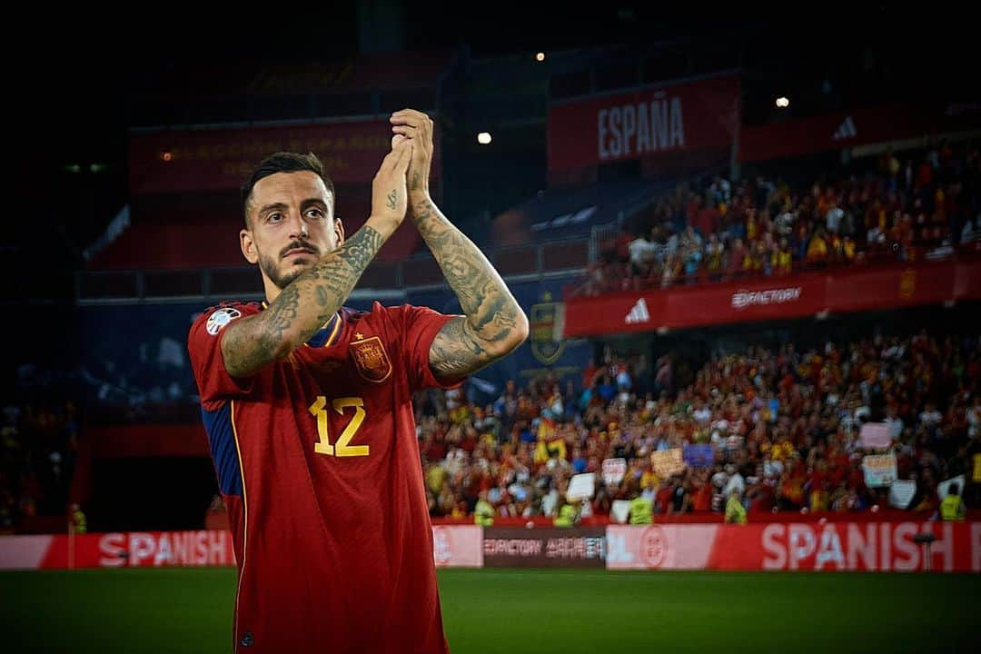 ホセ・ルイス・サンマルティン・マトのインスタグラム：「Una vez más, vamos España! @sefutbol 🇪🇸」