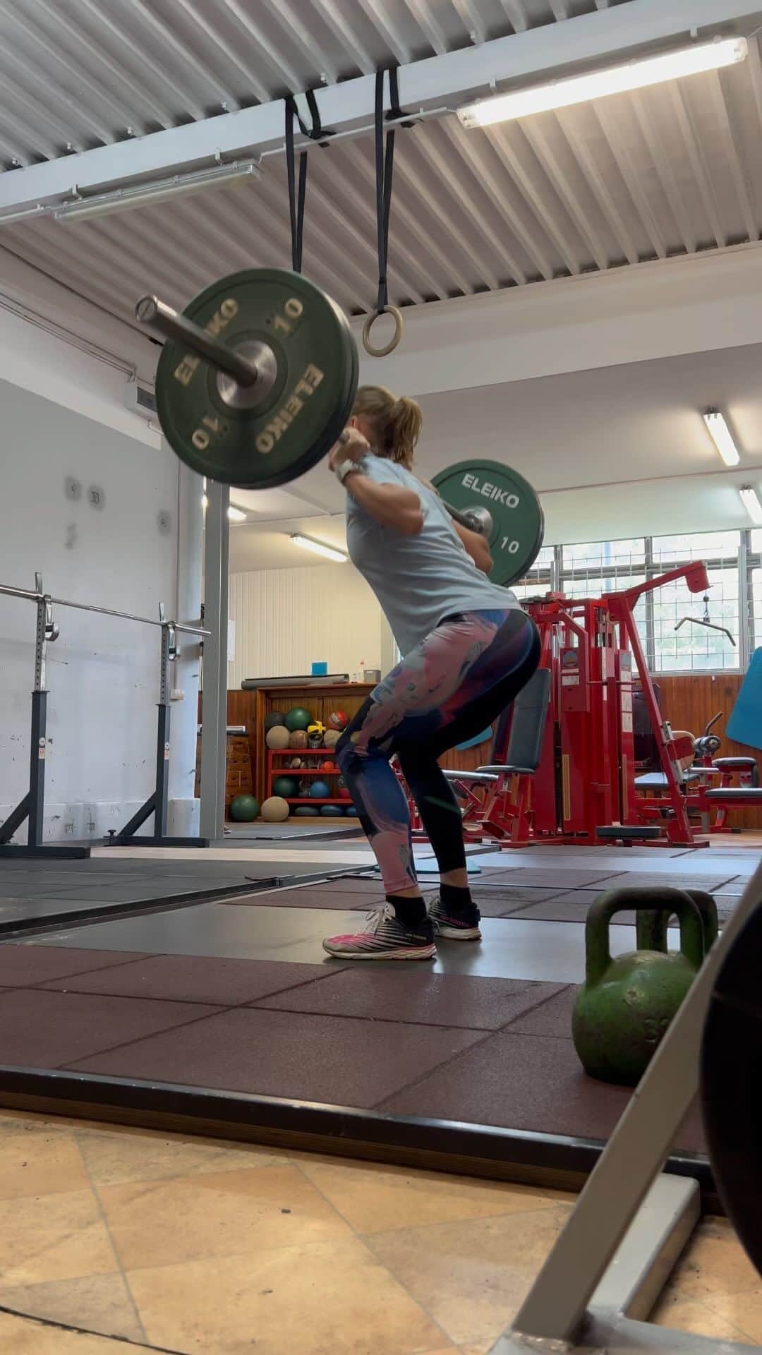 Patrycja WYCISZKIEWICZのインスタグラム：「Pierwsza siłka po roztrenowaniu i już wiesz, że jutro nie podrapiesz się po niczym z powodu zakwasów 😂 #gym #fun #workout」