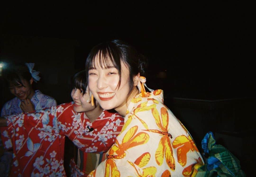 段原瑠々のインスタグラム：「👘  浴衣って素敵ね〜  filmもとってもいいです😌    #juicejuice #段原瑠々 #浴衣 #花火 #エムオン」