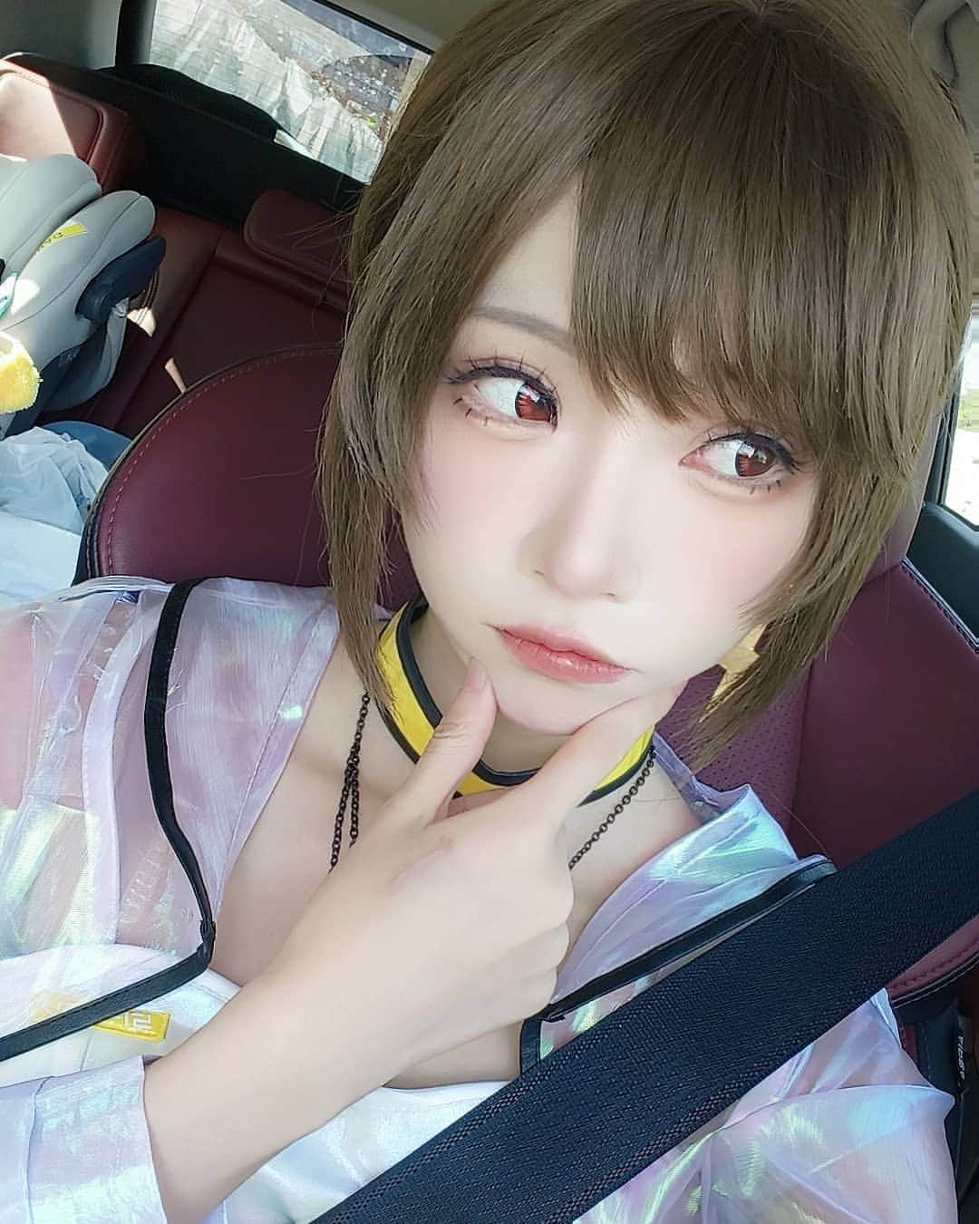 綺太郎のインスタグラム：「俺の車，クールすぎませんか」