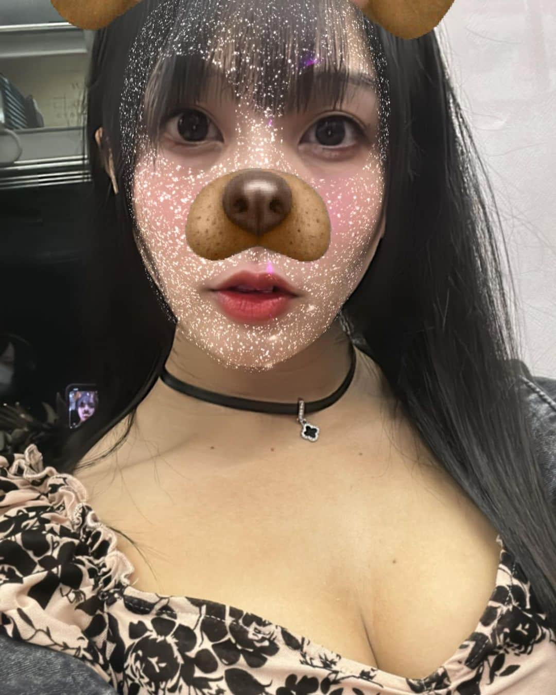 奇跡のインスタグラム：「わんわんっ🐶  チョーカーは ファンから頂いたやつだワン🐶  #声優 #声優さん好きな人と繋がりたい #声真似 #voice #voiceactor #voice #anime #animation #アニメ  #photo #japanese #japan #instagood #instagram #instapic #happy #goodday #beauty #beautiful #youtube #tiktok #twitter #influencer #love #smile #cute #philippines #dog #friends #fashionblogger #fyp」