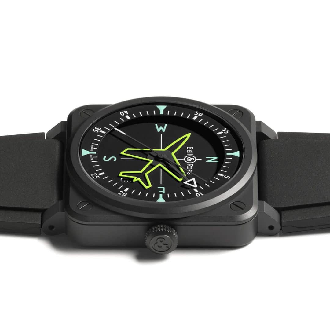 ベル&ロスのインスタグラム：「The robust black rubber strap, inspired by aeronautical equipment and fastened by a black PVD-treated steel pin buckle, underlines the professional dimension of the BR 03 Gyrocompass, limited to 999 units.   Discover more via the link in our bio.   #bellross #timeinstruments #BR03 #BR03flightinstrument」