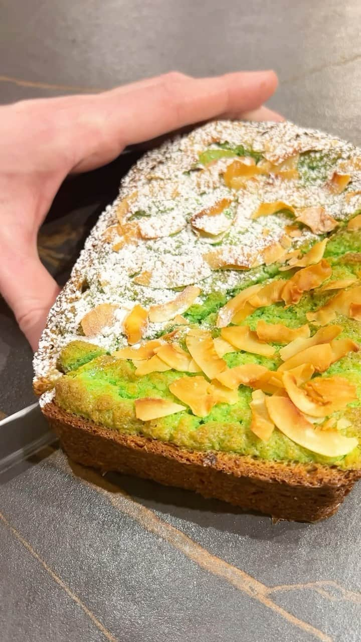 DOMINIQUE ANSEL BAKERYのインスタグラム：「Pandan Coconut Bostock for our weekend special at @dominiqueanselworkshop, with fluffy homemade brioche soaked in a pandan coconut milk custard, baked until golden and topped with pandan coconut almond cream, toasted coconut flakes, and confectioners sugar. Here today through Monday (for the long weekend!) only in Flatiron.」