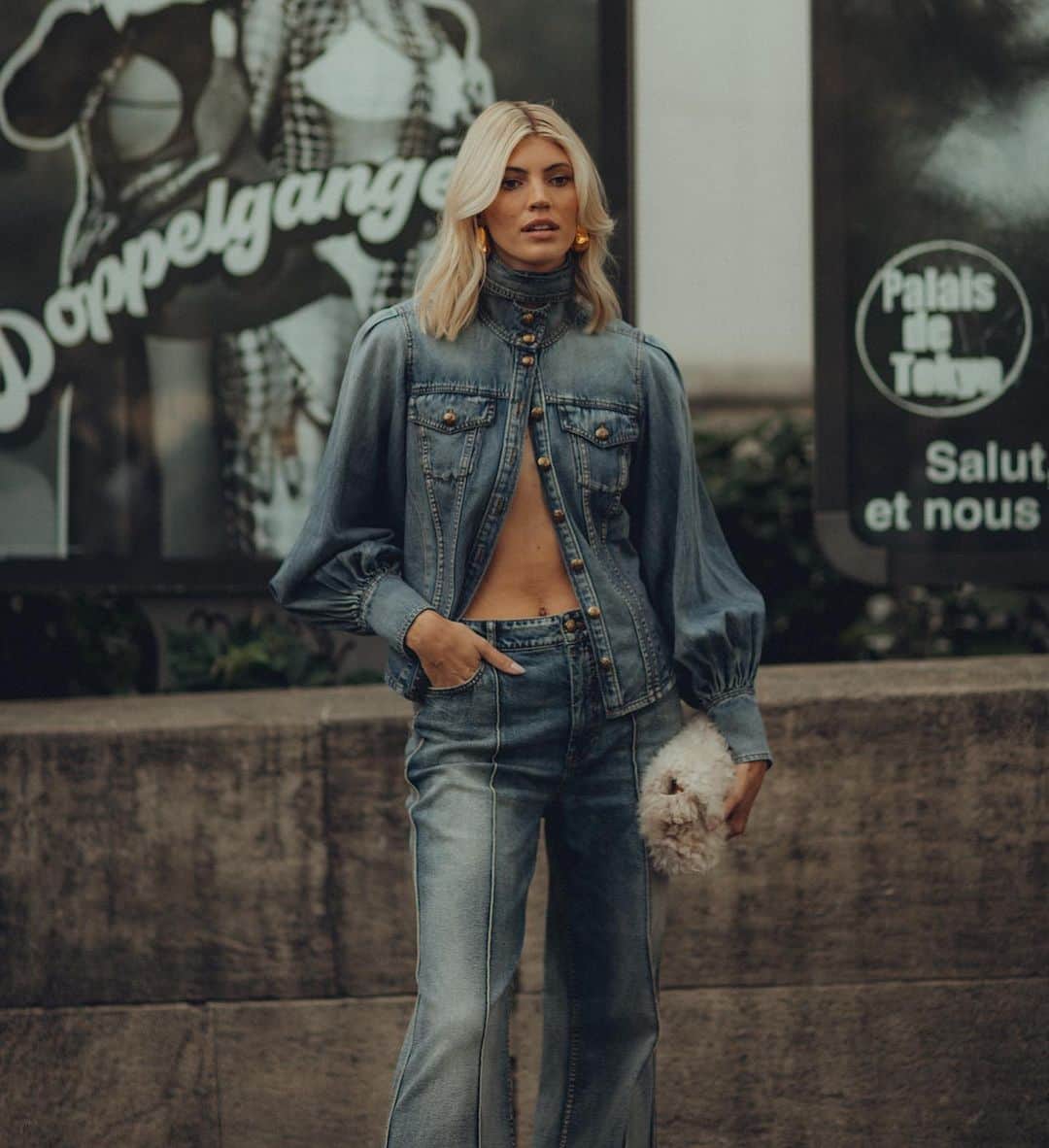 デヴォン・ウィンザーのインスタグラム：「Beautiful show @zimmermann」