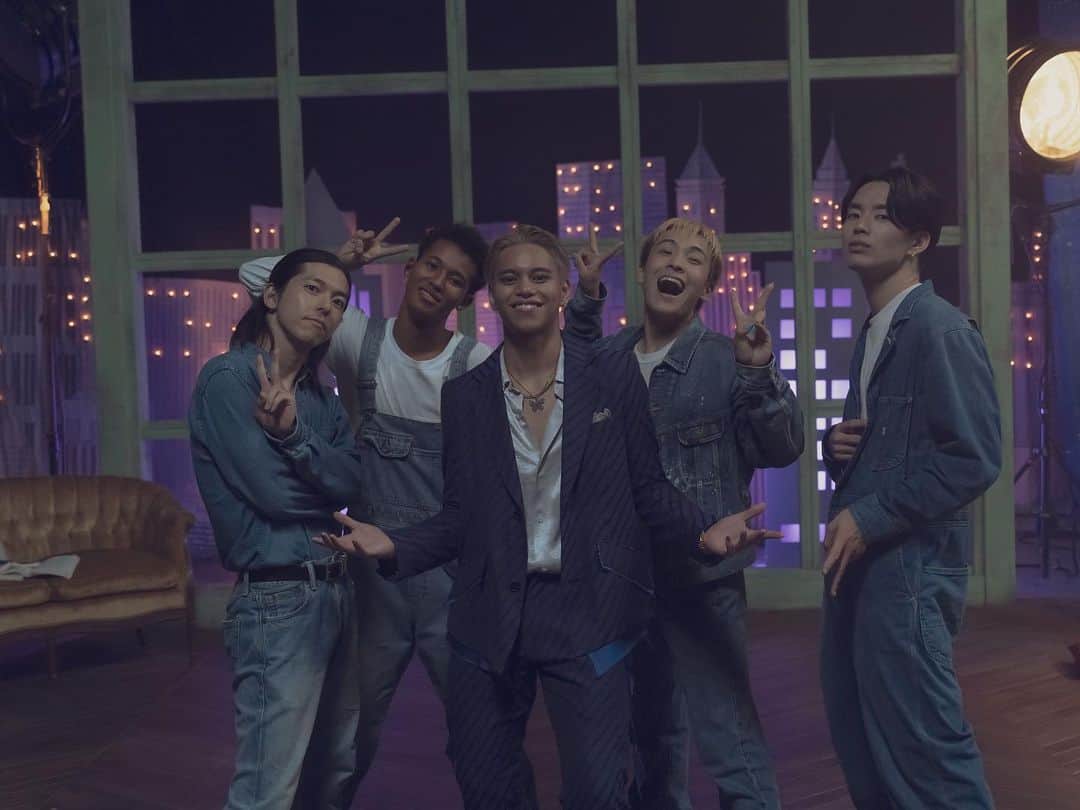 カドサワンレイコのインスタグラム：「Debut Single “BUTTERFLY” 23.10.06 Release.  本日、10月6日をもってメジャーデビューしました！  幸せなスタートラインになって本当に嬉しいです。 ここから全速力で世界へ、、！！  #REIKO #REIKO_BUTTERFLY #BMSG」