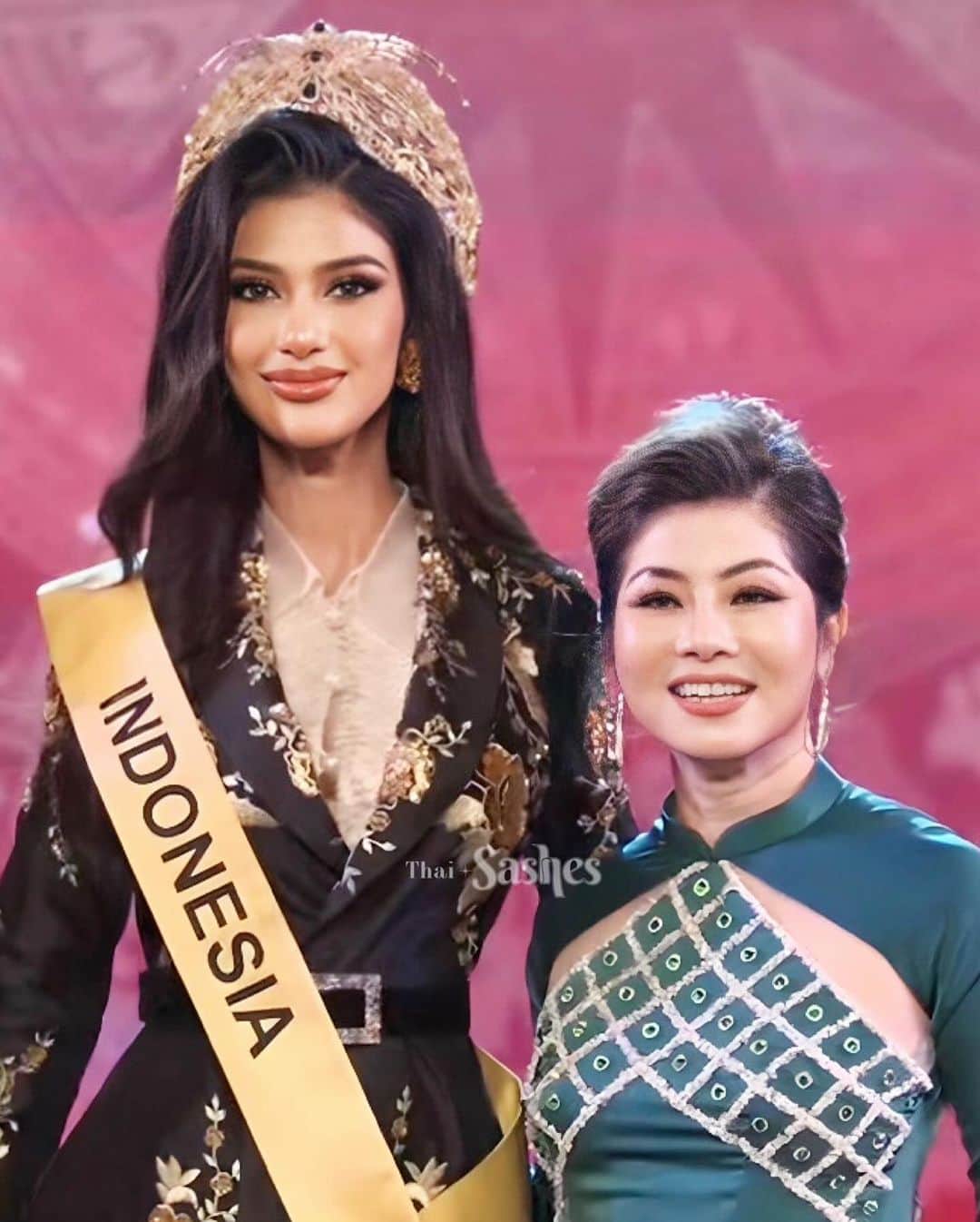 Ivan Gunawanのインスタグラム：「. Sashing Ceremony Miss Grand International 2023 was incredible and @ritassyawellgreat so pretty amazing. I'm so proud of her standing next to Ms @teresa.mgi . @missgrandinternational  Thank you so much for everyone who supports @ritassyawellgreat.    Thank u @dennywirawanofficial  @ytgoldofficial  #ritassyawellgreat  #missmegabintangindonesia2023 #missgrandinternational2023」