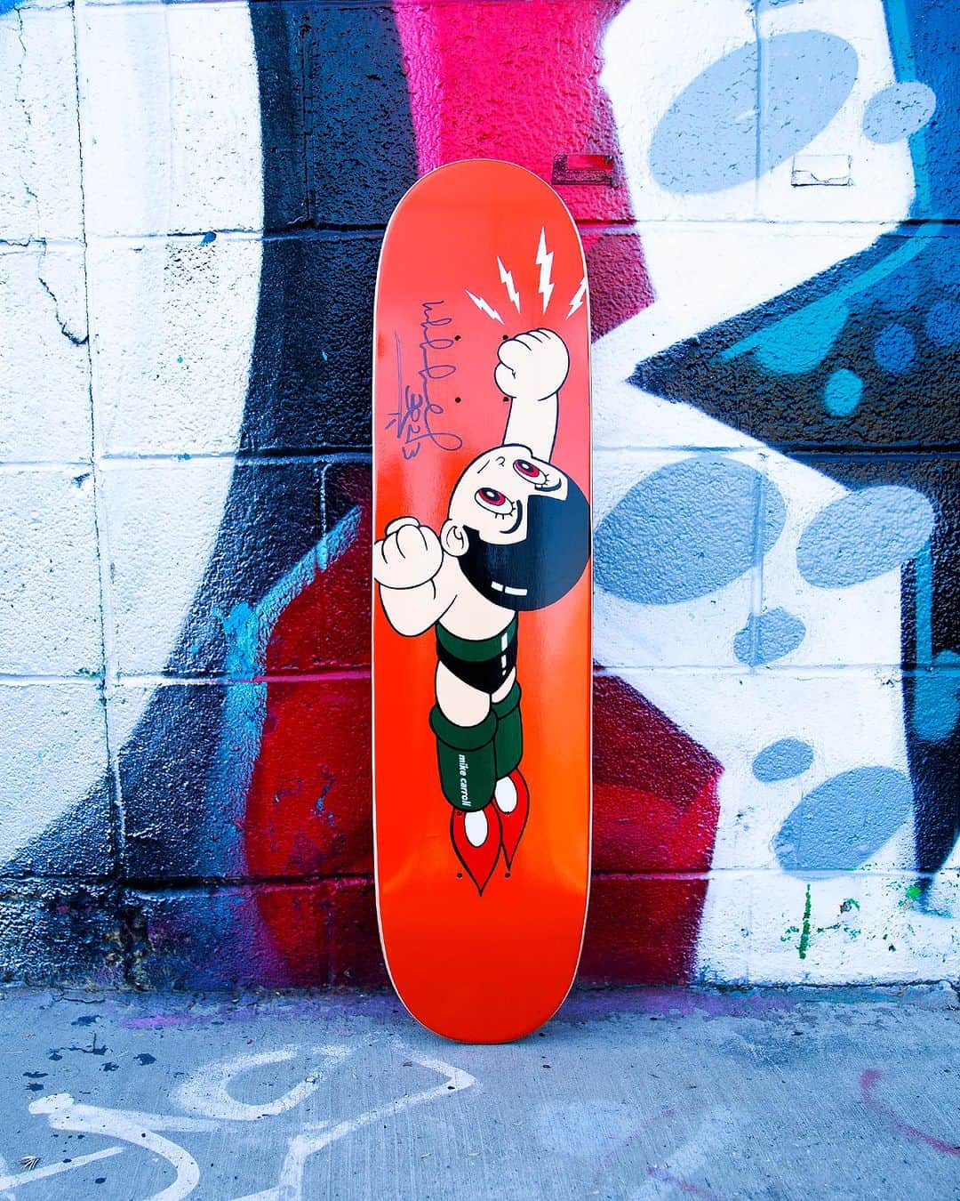 The Berricsのインスタグラム：「Autographed @furrycalamari Astro Boy Re-issue's available in a PS Stix OG shape with original art layout with an added 30 Year embossed stamp. Also, a redesigned matte black rainbow reflective on @girlskateboards' current wood. Two must haves. Available now in The Canteen 🛒 🔗LINK IN BIO🔗  #skateboardingisfun #berrics」