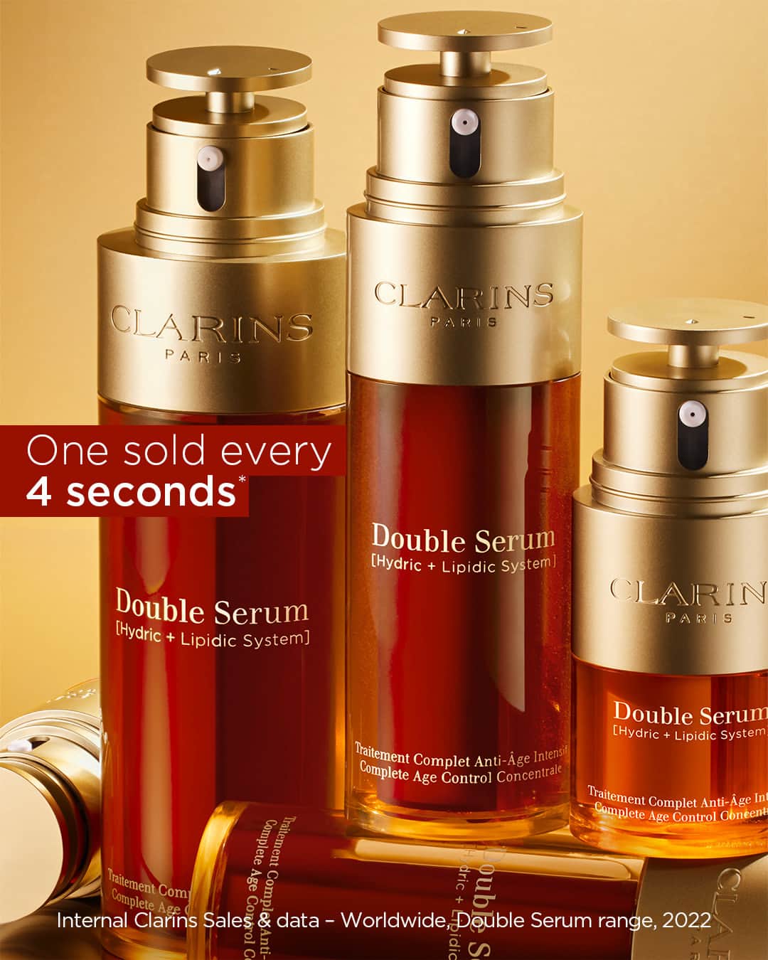 Clarins Australiaのインスタグラム：「Did you know? There is one Double Serum sold every 4 seconds*!⁣ ⁣ *According to internal 2022 data.⁣ ⁣ #Clarins #Skincare #IconicDoubleSerum」