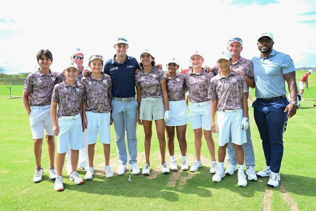 ウィル・ザラトリスさんのインスタグラム写真 - (ウィル・ザラトリスInstagram)「Had a great time at the @nationalcarrental @pgajrleague Championships in Frisco yesterday. There are some really talented junior golfers that I’m looking forward to watching. S/O @roger_steele for all the laughs.  Tune into ESPN2 to watch the action! #ad」10月7日 9時19分 - willzalatoris