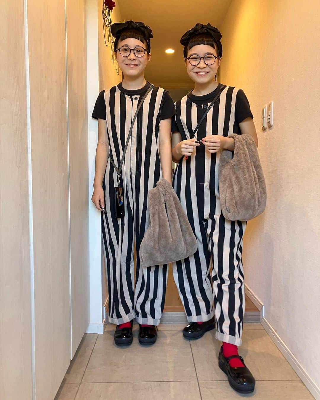 りんか & あんな（ツインガールズ）のインスタグラム：「海苔アンバサダー☺︎☺︎ 出動します🫡🫡🫡 みなさんお待ちしております♡」