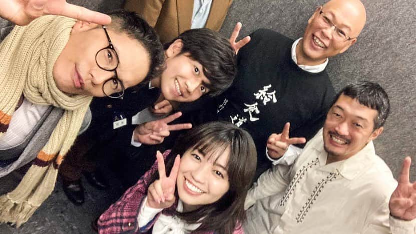 市原隼人のインスタグラム：「『おいしい給食season3』  　　　　　　　　　企画・脚本/永森裕二 　　　　　　　プロデューサー/岩淵規 　　　　　　　　　　　　監督/綾部真弥・田口桂 　　　　　　　　　　　　撮影/小島悠介 　　　　　　　　　　　　照明/西野龍太郎 　　　　　　　　　　　　録音/井家眞紀夫 　　　　　　　　　　　　美術/伊藤悟 　　　　　　　　　　　　衣装/小磯和代 　　　　　　　　　　　メイク/近藤美香 　　　　　　　　　　　小道具/千葉彩加 　　　　　フードスタイリスト/松井あゆこ 　　　　　　　　　　　　音楽/沢田ヒロユキ 　　　　　　　　　　　　編集/岩切裕一 　　　　　　　　　　スチール/向井宗敏  　　　　　　　　　　　　　出演 　　　　　　　　　甘利田幸男/市原隼人 　　　　　　　　　　比留川愛/大原優乃 　　　　　　　　　　粒来ケン/田澤泰粋 　　　　　　　　　　木戸四郎/栄信 　　　　　　　　　　　竹本豊/やす 　　　　　　　　　　牧野文枝/いとうまい子 　　　　　　　　　　白根澤仁/六平直政 　　　　　　　　　　　　サキ/高畑淳子 　　　　　　　　　　　坂爪勲/小堺一機 　　　　　　　　　　　　…and more.  　　　　　　　今作品に携わる家族の様に愛する 　　　　　　　　全てのスタッフ&キャスト達。  　　　　　　　　　#おいしい給食season3  ---------------------------------------------------------- 　　　　　　　　　　〜初回放送情報〜  テレビ神奈川　　　 　　【10/9	毎週月曜日　21:00】 TOKYO MX 【10/11 毎週水曜日　17:59】 北海道放送	　　　　　【11月	放送時間未定】 仙台放送	　　　　　　　【10/11	毎週水曜日　24:25】 福島中央テレビ	　　　【10/21	10:00　※10/21は9:30～1話2話を続けて放送】 群馬テレビ	　　　　　【10/11	毎週水曜日　19:00】 テレ玉	　　　　　　　【10/9	毎週月曜日　23:30】 とちぎテレビ　　　　 　【10/10	毎週火曜日　19:30】 チバテレ	　　　　　　　【10/10毎週火曜日　20:30】 山梨放送	　　　　　　　【10/8	毎週日曜日　13:00　※10/29、11/12休止】 北陸朝日放送	　　　　　【10/9	毎週月曜日　25:23】 ＫＢＳ京都	　　　　　【10/9	毎週月曜日　22:30】 サンテレビ	　　　　　【10/12	毎週木曜日　20:53】 広島ホームテレビ 【10/24	毎週火曜日　24:55】 テレビ山口	　　　　　【10/15	毎週日曜日16:00※11/12、11/26、12/3、12/31休止】 瀬戸内海放送	　　　　　【10/15	毎週日曜日　10:00　※10/22、11/5休止】 鹿児島放送	　　　　　【10/14	毎週土曜日　25:00】 BS12 トゥエルビ	　 　【10/14	毎週土曜日　21:30】　※10/28、11/25は21:00～放送】 【おいしい給食公式HPより】  ※放送日時は予告なく変更になる場合がございます。最新情報は各局HPでご確認ください  ※TVerやamazonprimeなどもお楽しみ下さい♪」