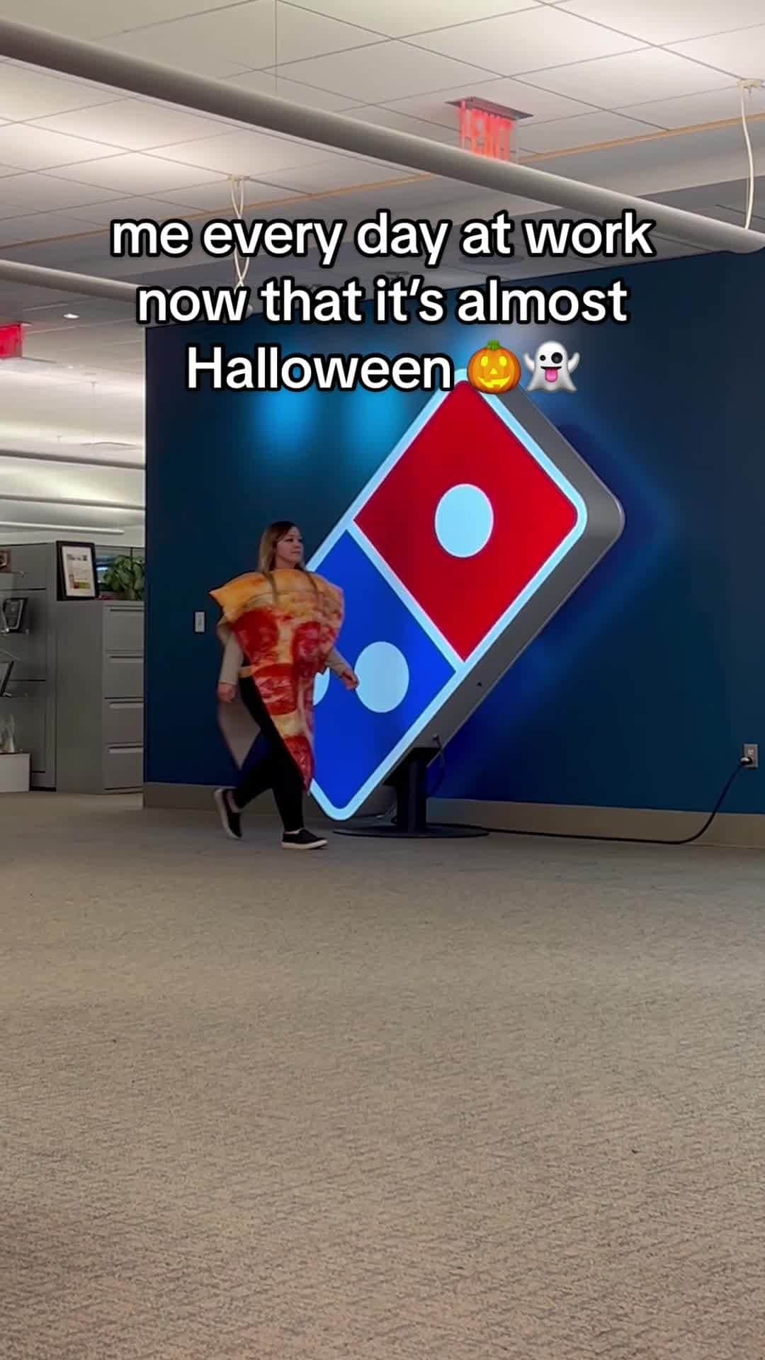 Domino's Pizzaのインスタグラム：「me every day at the office now that it's almost Halloween」