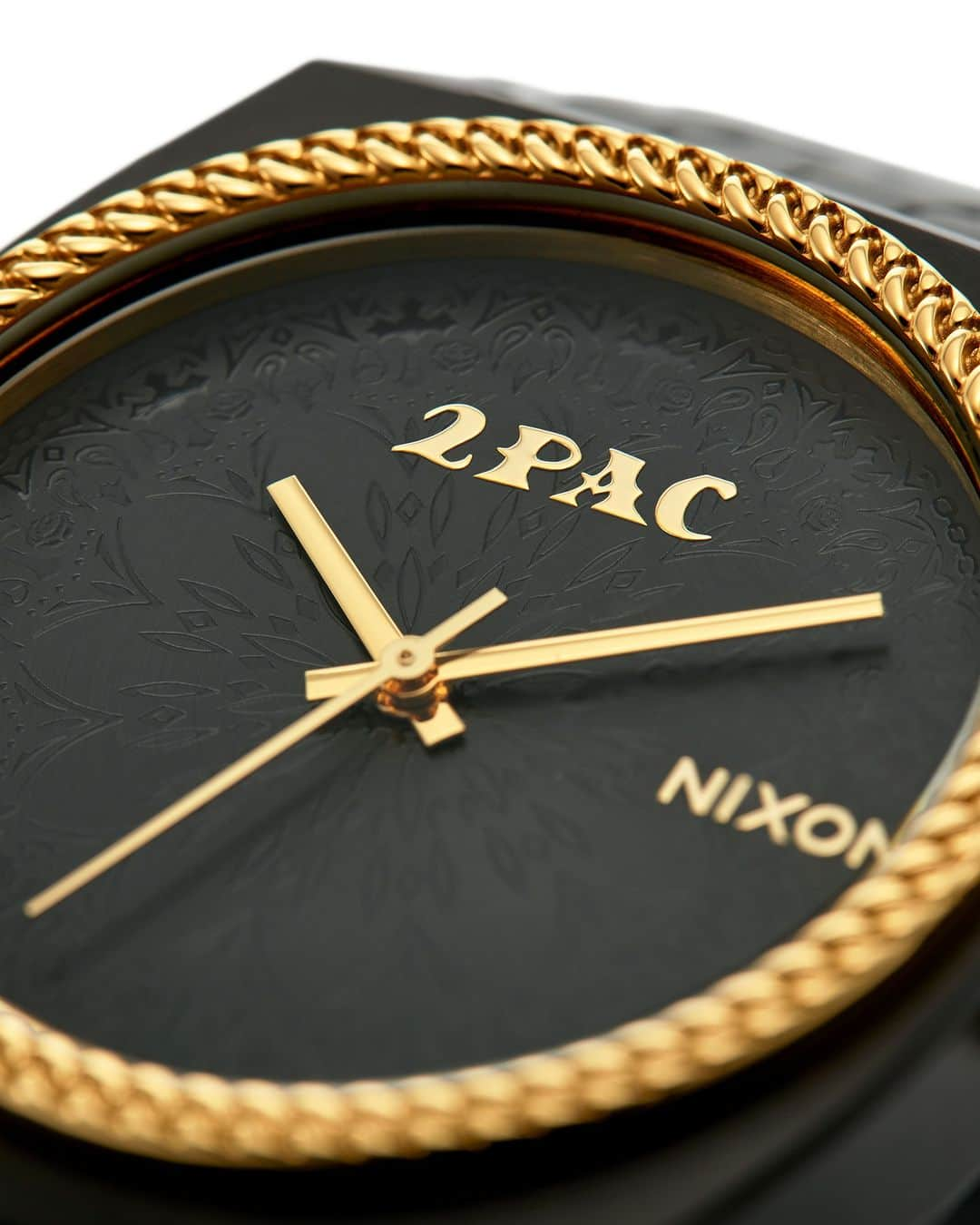 ニクソンさんのインスタグラム写真 - (ニクソンInstagram)「The Time Teller Black/Gold, @2pac edition.   Available now.」10月7日 1時00分 - nixon