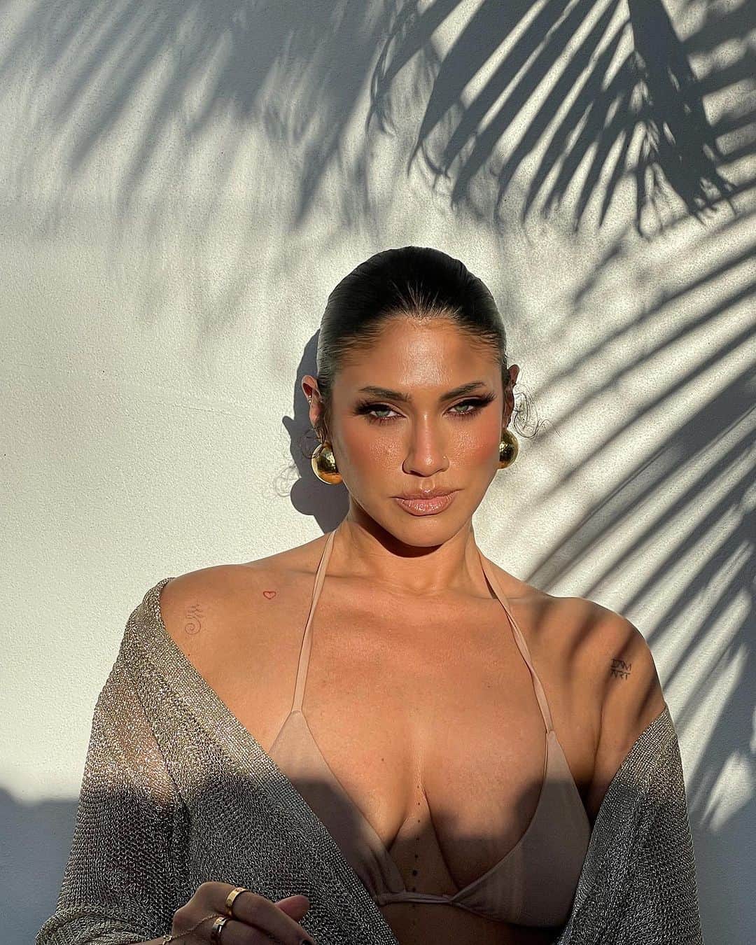 La'Tecia Thomasのインスタグラム：「Another day in 🌴☀️🫶」