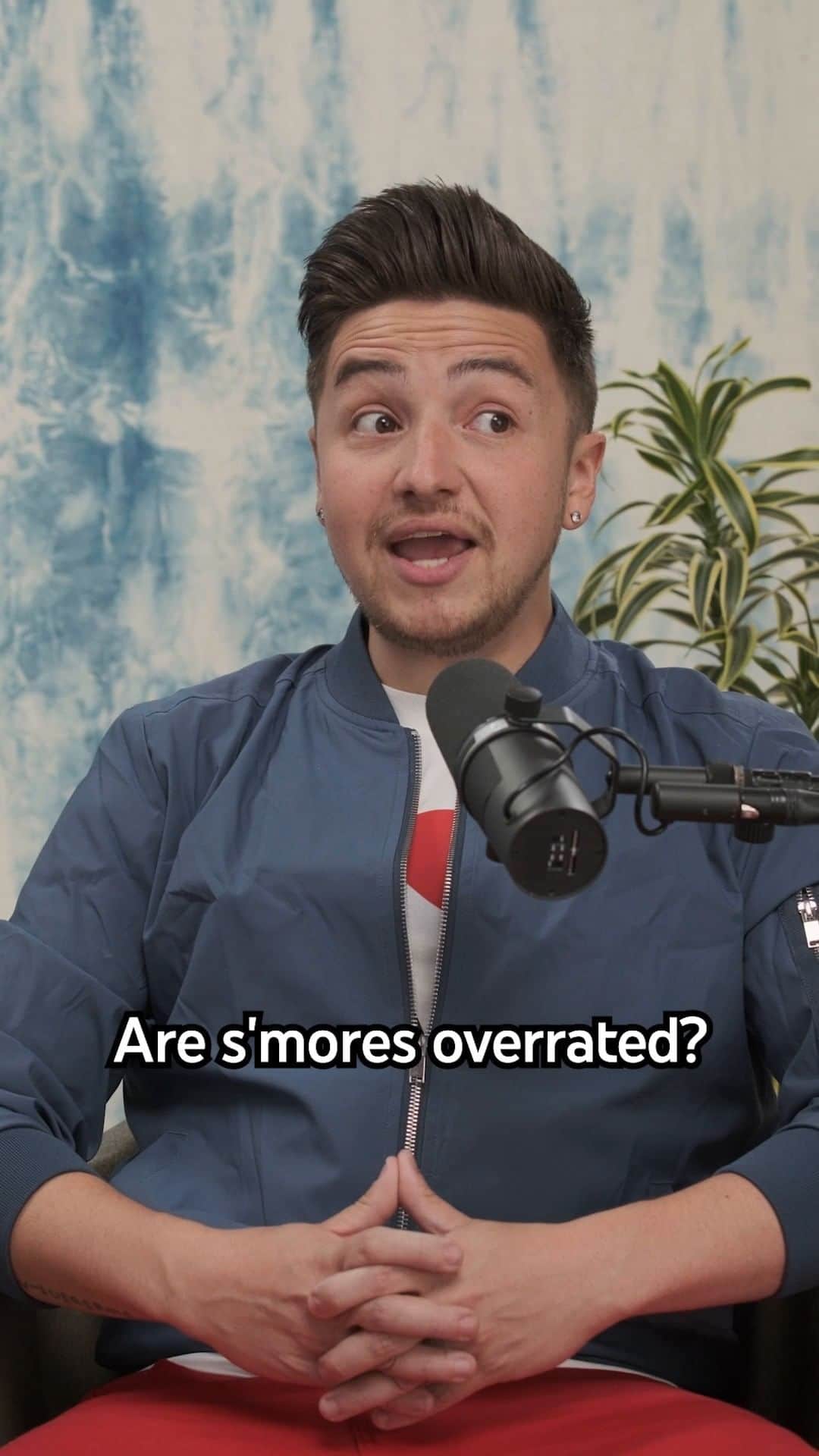 YouTubeのインスタグラム：「@jener.d @KurtTocci and @amandumb1 share their deep philosophical thoughts on s'mores」