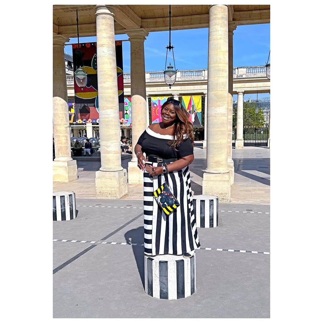 Rettaさんのインスタグラム写真 - (RettaInstagram)「Oct•06•23 Palais Royal Paris, France」10月7日 2時23分 - unforettable