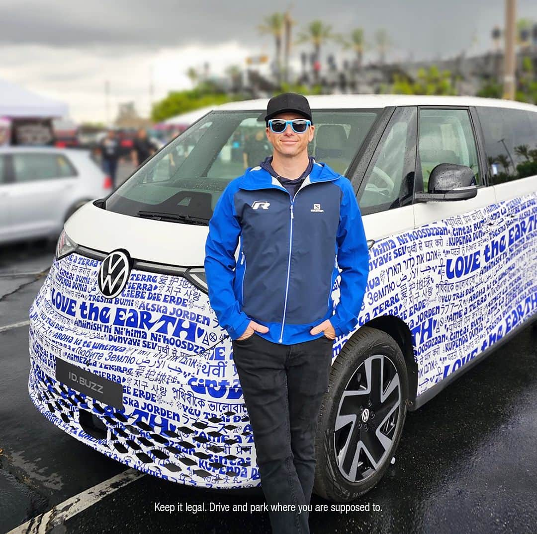 タナー・フォウストさんのインスタグラム写真 - (タナー・フォウストInstagram)「Peanut butter and jelly. @tannerfoust and VW.   Certain things just make sense together.   #VW #VWLove #BigSoCal #BigSoCalEuro #VWIDBuzz」10月7日 2時47分 - tannerfoust