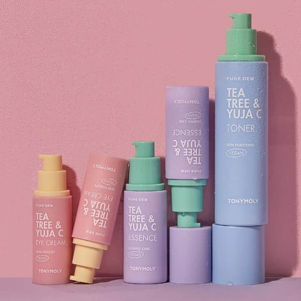 TONYMOLY USA Officialのインスタグラム：「Did someone say all vegan, clean, clinically tested skincare?? Meet Pure Dew, our new tea tree and yuzu extract formulated collection has everything you need from toner to eye cream! Available now on tonymoly.us & @amazonlifestyle 🎉💕 #xoxoTM #TONYMOLYnMe」