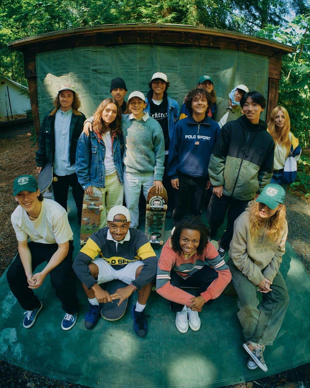Polo Ralph Laurenさんのインスタグラム写真 - (Polo Ralph LaurenInstagram)「In celebration of #PoloxElement, 13 skaters from around the world—selected by their local skate shops—were invited to a weeklong camp under the shadow of Mt. Hood, an hour outside of Portland, Oregon.  Learn more about the collaboration via the link in bio.  #PoloRalphLauren」10月7日 4時02分 - poloralphlauren
