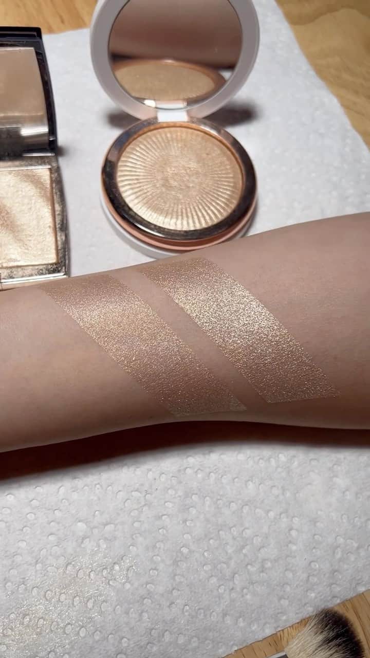 Anastasia Beverly Hillsのインスタグラム：「Need we say more? 👀  Don’t miss out — download the @sephora app to be the first to shop Glow Seeker on 10/13! 😍  #AnastasiaBeverlyHills」
