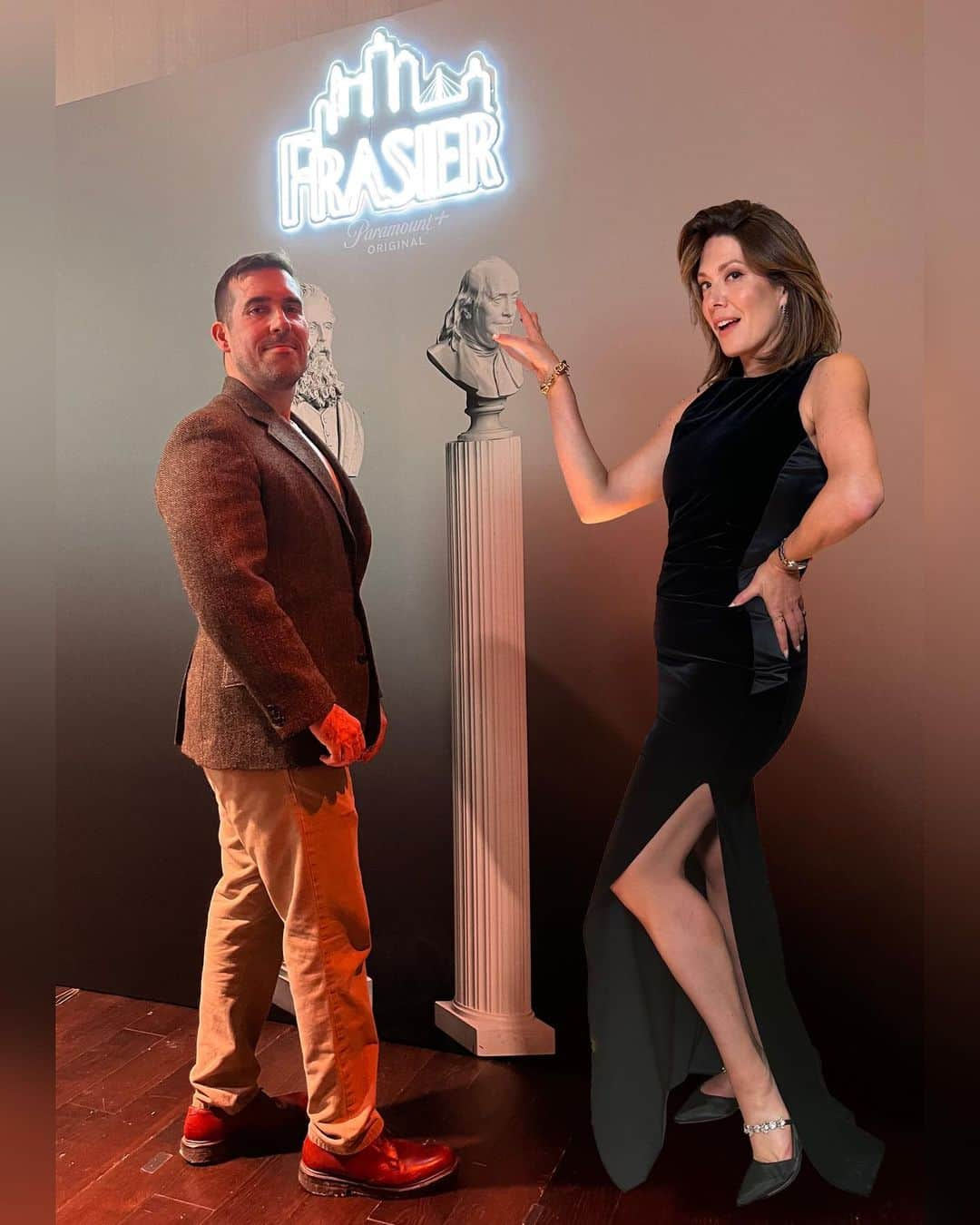 ミッチェル・コリンズのインスタグラム：「We are LIVE from the #frasier premiere in New York this week on an all new @themichcollshow with cohost @dan_acton! Michelle is back from London with a glowing @sunsetblvdmusical review, for once it’s Dan who has a fight at the merch table, and Dan’s mom finds an extra special treat on her bedroom floor. Link in stories to listen」