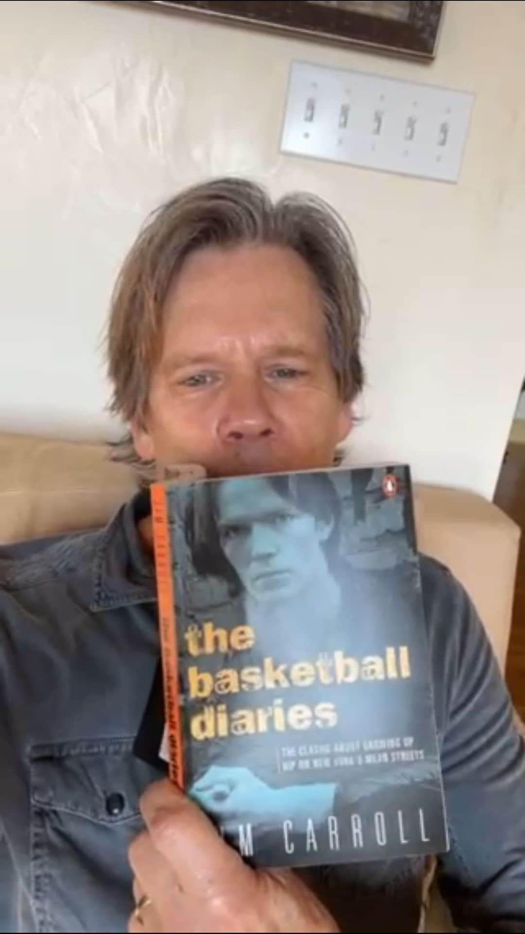 ケヴィン・ベーコンのインスタグラム：「I wasn’t much of a reader when I was a kid but #TheBasketballDiaries by Jim Carroll really hit me — and today, it’s banned. Click the sticker to add your own thoughts to this movement. #LetFreedomRead #BannedBooksWeek」