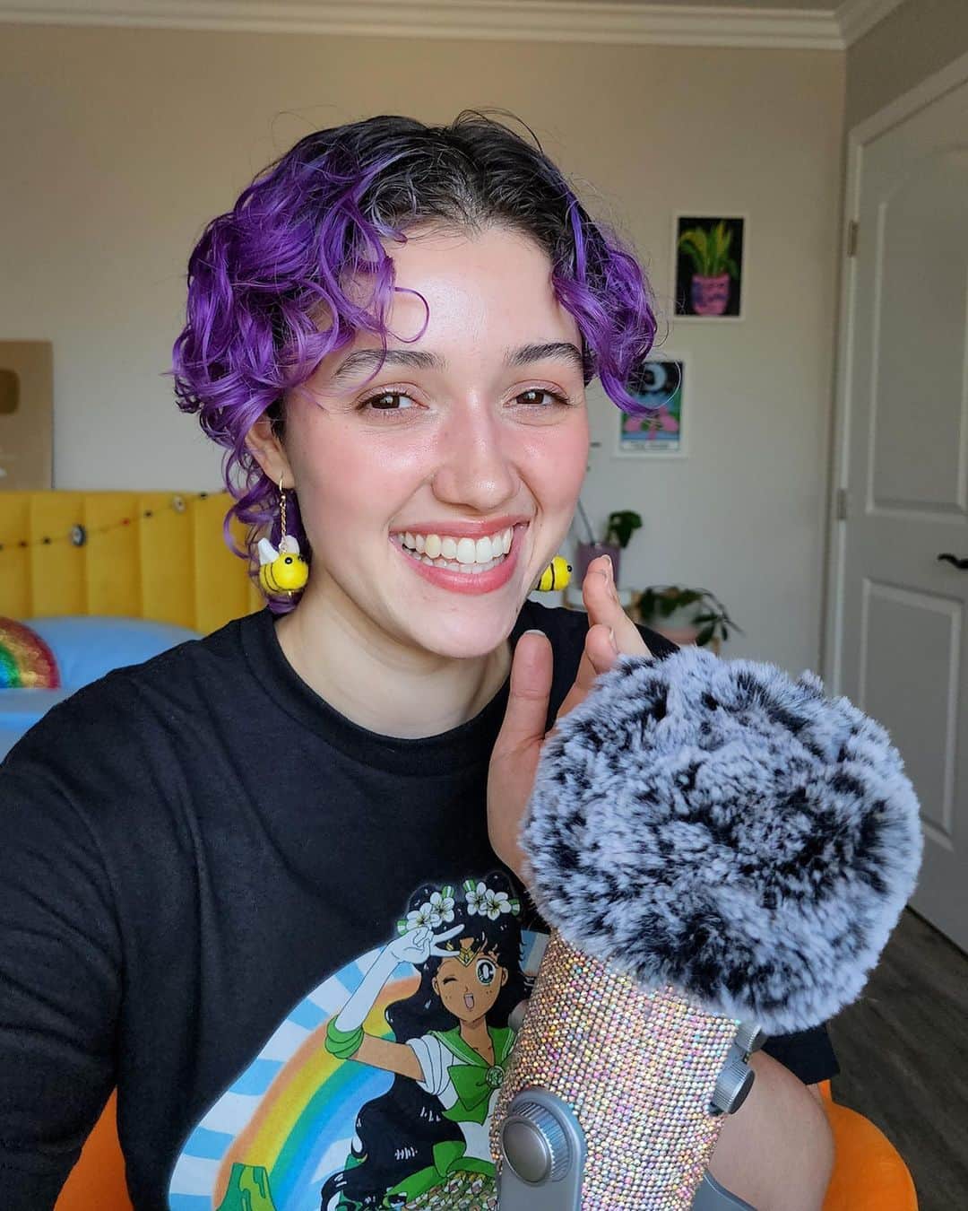 YouTubeのインスタグラム：「who’s ready for some bilingual ASMR with @jociebasmr?? :) make sure to head over to our link in bio to meet more Latinx creators we’re celebrating for Hispanic Heritage Month」