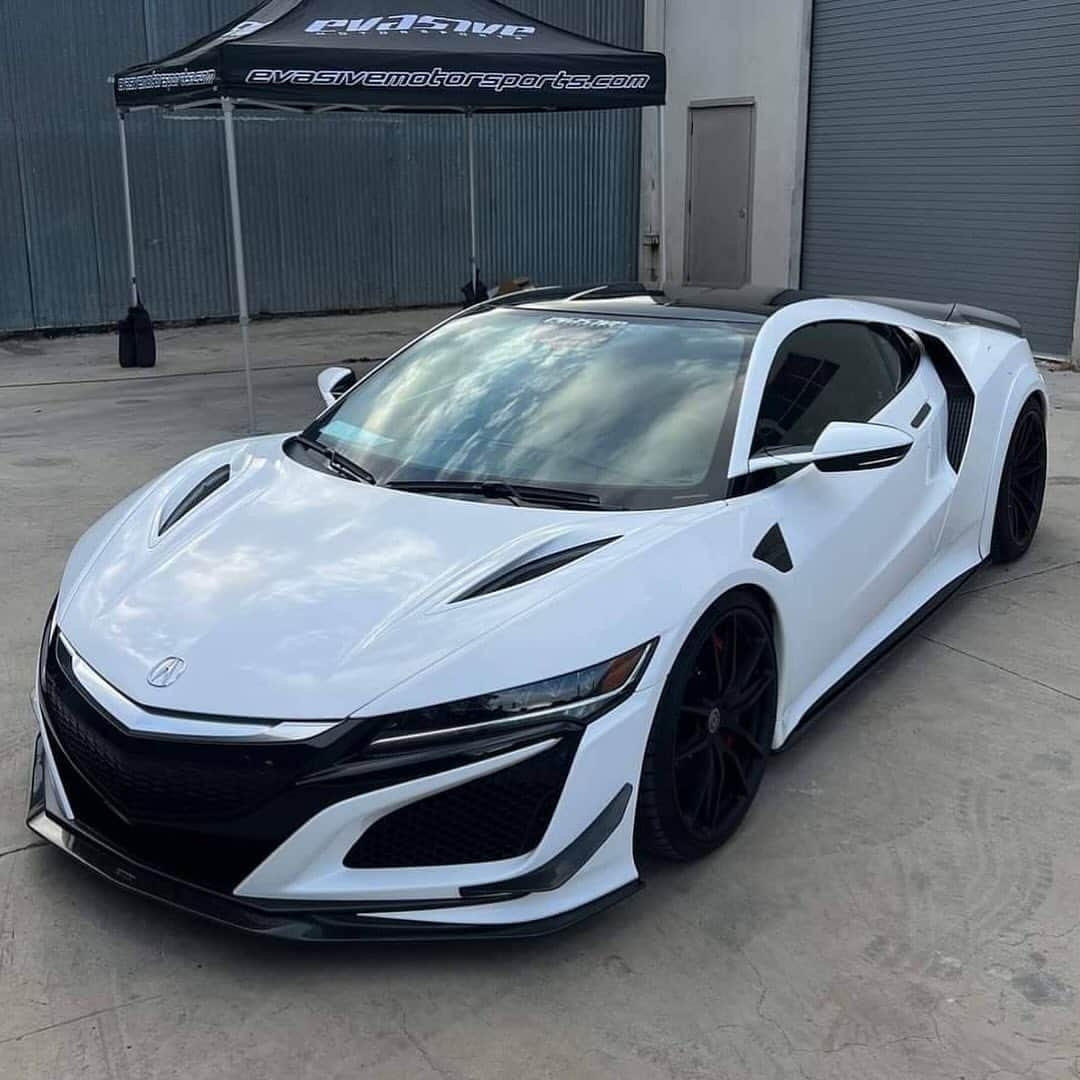 Spirits Artisanのインスタグラム：「Special Thanx for @evasivemotorsports build Honda NSX with Artisan spirits styling parts on @brekkiecarclub x @westsidecollectorcarstorage Gardena grand opening meet! USA : @evasivemotorsports @butlertire Canada : @advanced_auto_salon @otto.auto.service China : @bond_china Hong kong : @nigeljdmparts Taiwan : #車庫小舗 Russia : @suv.project Kazakhstan : @spoiler.kz Indonesia : @premierautowerkz Philippine : @jworksunlimited @artisanspiritsph Singapore : @mwsautoworks Thailand : @prodriveshop India : @racetechindia Malaysia : @donloh2007 Bahrain : @kanooperformance Kuwait : @hamad_skyline UK : @streettracklife Australia : @import_monster @traum06996 @car_life_staff @sunyard @bondosaka #bondourawa @bondtokyo @bond_omiya @bondoiimura @ysr0443 @cs.forme_1 @office_k_tokyo @artisanspiritsusa @artisan.ceravi @artisanspiritsph @artisantaiwan @artisan.nobu @artisan_spirits_canada @artisanspirits_uk #artisanspirits #artisan #asms #honda #nsx #evstuning #evasivemotorsports」