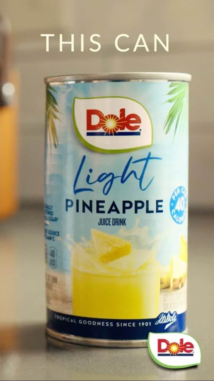 Dole Packaged Foods（ドール）のインスタグラム：「Crack open a can of pure sunshine with Dole® Light Pineapple Juice. Let your glow show and lighten up your day with every sip and less sugar and only 40 calories per can! ☀️ #LetYourGlowShow #Refresh #Delight #Dole #ThisCan #PineappleJuice」