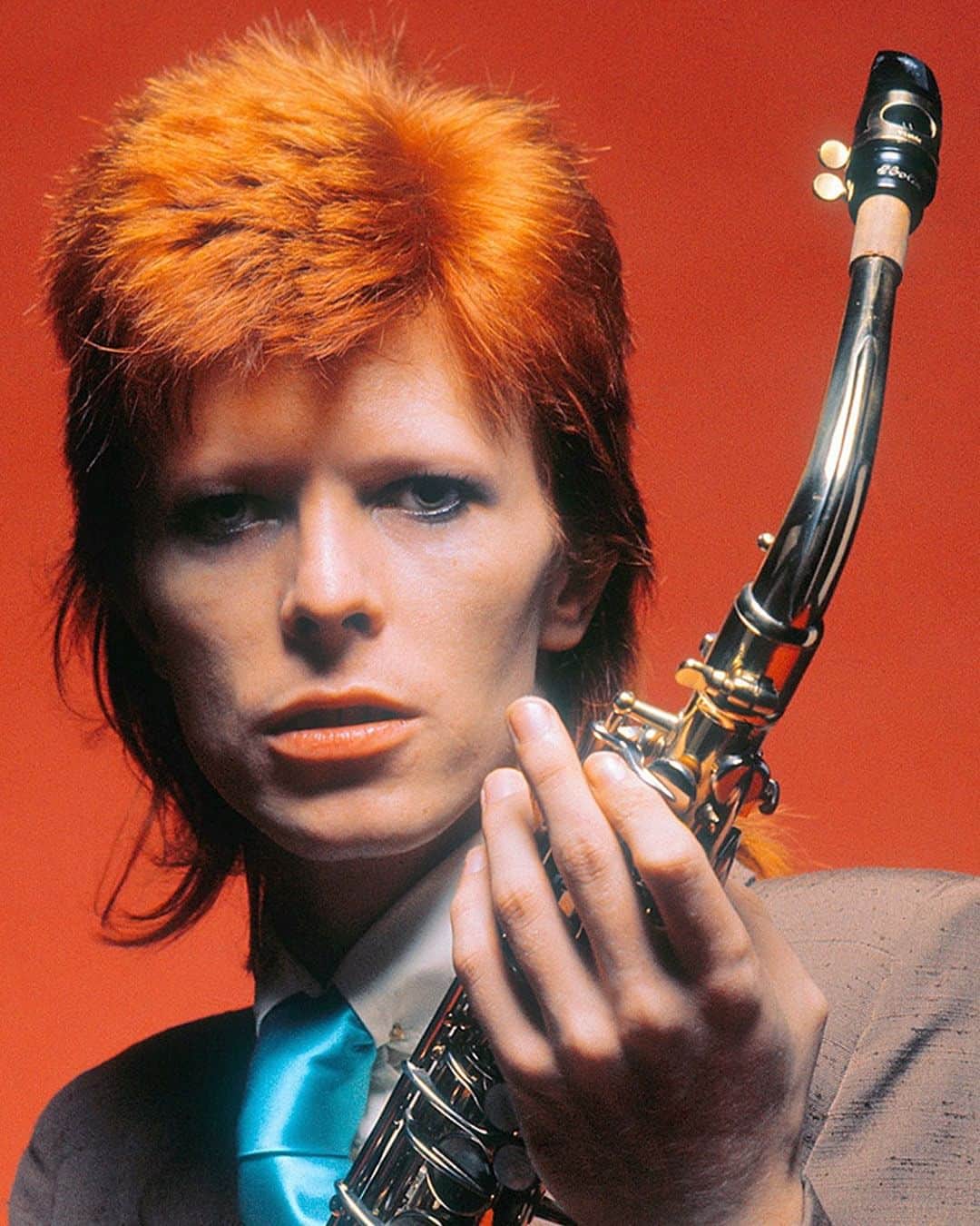 デヴィッド・ボウイさんのインスタグラム写真 - (デヴィッド・ボウイInstagram)「1973 MELODY MAKER AWARDS AND MICK ROCK SHOTS  “Wham bam thank you...”  Fifty years ago today (6th October 1973), RCA placed a full-page advert in Melody Maker showing their gratitude to the Melody Maker Awards and a message from David for his gongs in the following sections...  RCA congratulates David Bowie for Top Male Singer - British Section Top Single "Jean Genie" - British Section Top Producer - International Section Top Composer - International Section  It was a wonderful triumph for a great year and what’s more, it was the first glimpse of the latest session with Mick Rock. More to follow.   #BowiePinUps50」10月7日 8時02分 - davidbowie