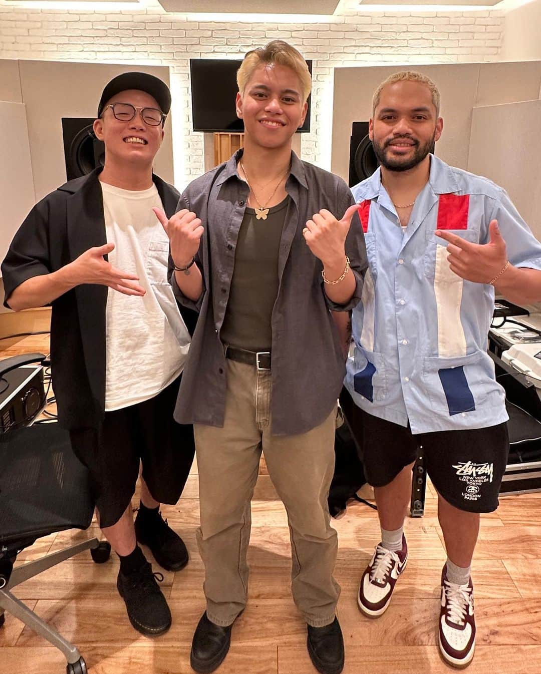 マット・キャブさんのインスタグラム写真 - (マット・キャブInstagram)「CONGRATS @reiko__official ‼️💫  So proud of you and honored to produce your debut single🦋  Just the beginning lil bro💫  Shout out to the whole team that made this bop possible 🔥  @skyhidaka @xxdjuppercutxx @kenya_fujita_bc @zuma_2416 @bbynabe」10月7日 18時56分 - therealmattcab