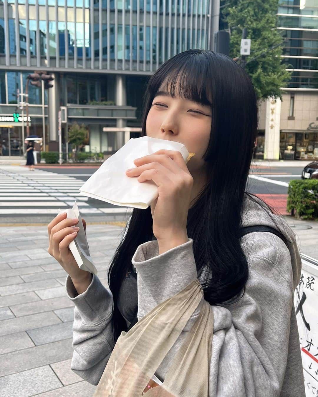 森嶋あんりさんのインスタグラム写真 - (森嶋あんりInstagram)「ライブ終わりにたい焼き買って食べた✋( ¨̮ 🤚✋( ¨̮ 🤚✋( ¨̮ 🤚」10月7日 18時58分 - an_chuu122