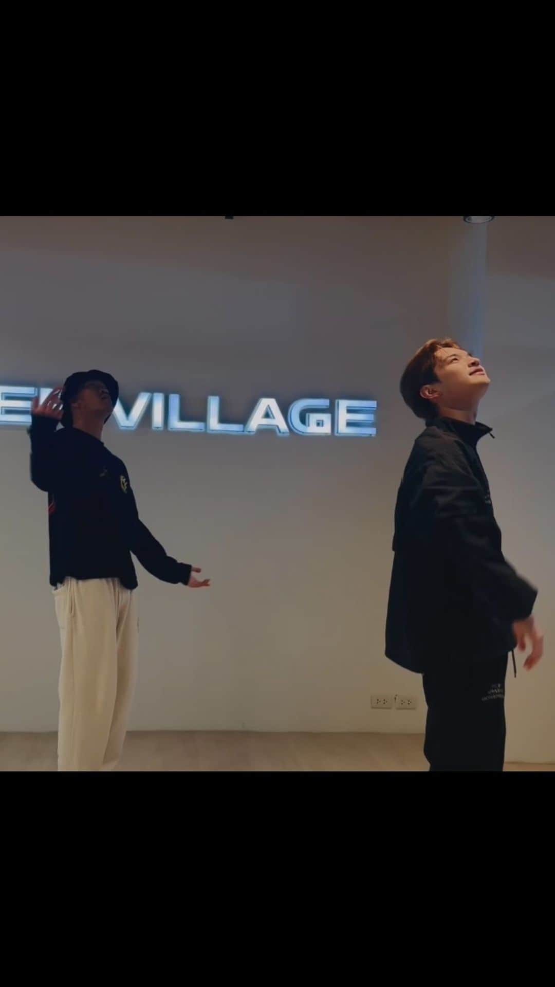 のインスタグラム：「Done for Me (feat. Kehlani) [Loud Luxury Remix] - @charlieputh  Choreo by TSURUGI,REN  #PSYCHICFEVER #剣 #TSURUGI #渡邉廉 #REN #ChaliePuth #dance」