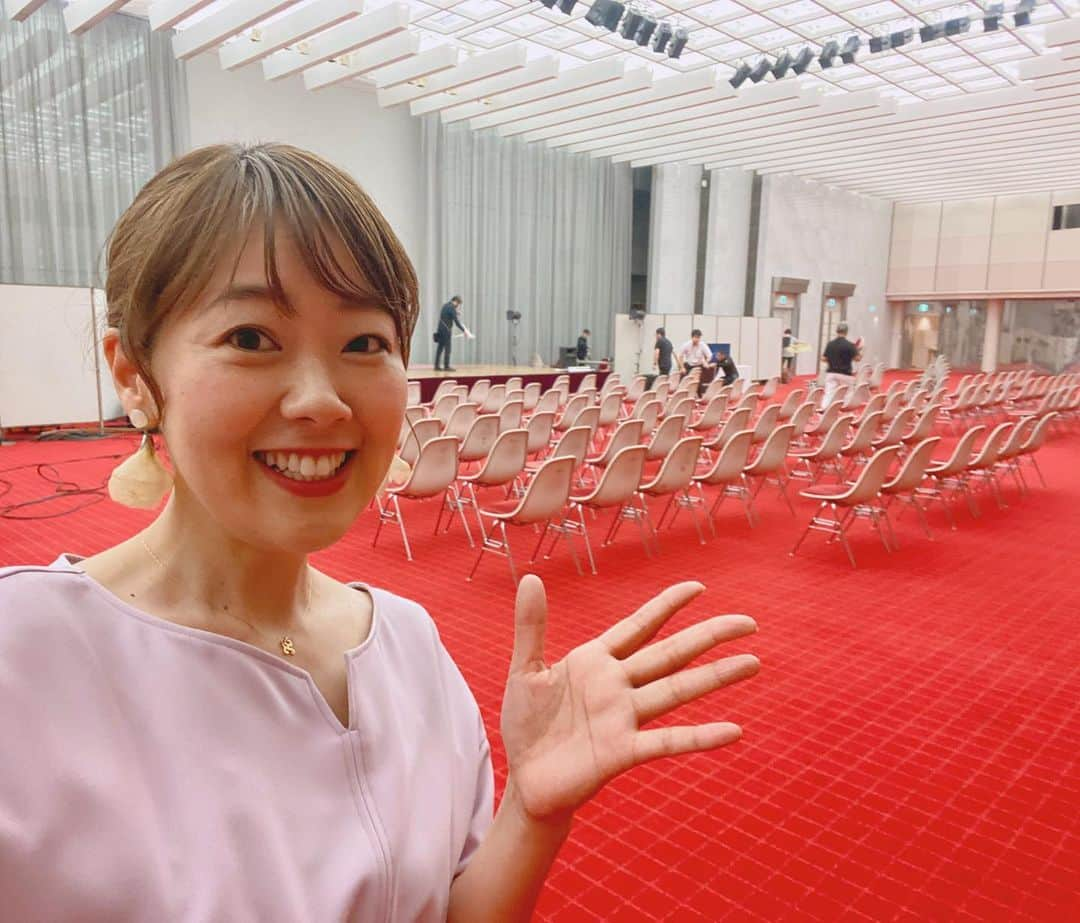 滝香織さんのインスタグラム写真 - (滝香織Instagram)「. 県民総合文化祭オープニングイベント 無事に終わりました！！ 会場にお越しいただいた皆様、Youtubeでご覧いただいた皆様、ありがとうございました✨  わーーーー、ドキドキぱやぱやしたー。終わってホッと一息😂  県文祭の紹介に原画デザインの表彰式、えひめジャズネットワークのライブ演奏、松山聖陵高校の虎舞と盛りだくさん！！ さらに、#STU48 のミニライブもあり、盛り上がりました😆😆😆😆😆 みんなかわいい〜💕  11月11日には、県文祭の総合フェスティバルが行われます✨ こちらも、司会を務めさせていただきます！！ぜひ会場でYoutubeでお楽しみください☺️  あ！今日の様子は、今月17日まで限定でYouTubeで見ることができます。 ストーリーにリンク貼っておきまーす。  #愛媛県 #愛媛 #アナウンサー #女子アナ」10月7日 17時30分 - kaorin_taki