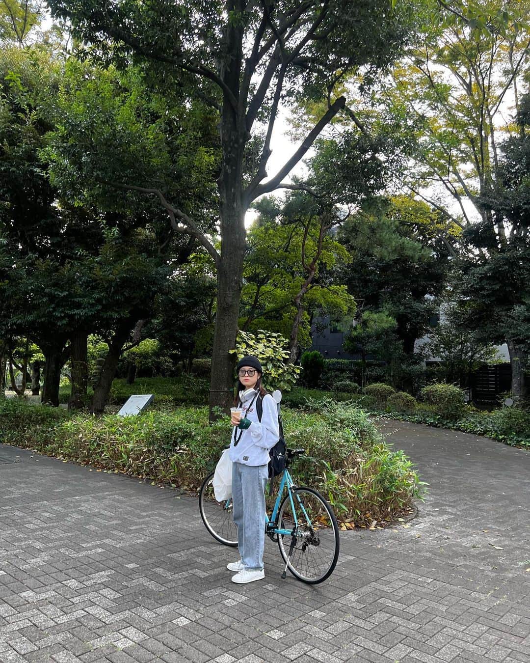 山川未菜さんのインスタグラム写真 - (山川未菜Instagram)「良い気温だったからピクニックしに行ってキャッチボールした日！」10月7日 17時42分 - miina_yamakawa