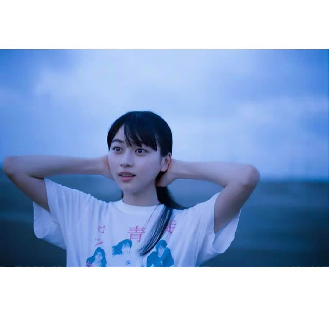 今城純さんのインスタグラム写真 - (今城純Instagram)「Web magazine 『IRO to ENSOKU』 ⁡ 『 早朝な私。 』vol.09を   公開致しました！！ ⁡ 今回は菊池日菜子ちゃんに出演して頂きました！ ⁡ ずっとやりたかった 夏の終わりの早朝の海での撮影！ 朝日もしっかり顔を出してくれました！ ⁡ 久々の砂浜ダッシュ撮影も本編に 掲載されていますので 是非ご覧下さい！！ ⁡ プロフィール欄にURLを添付しています！ ⁡ Model.  Hinako Kikuchi   Hair & Make.  Maiko Inomata   Special thanks.  Yoshiteru Ohno(a＋)   Art director.  Eri Hirasaki  ⁡ ⁡ ⁡ ⁡ ⁡ ⁡ ⁡ ⁡ @junimajo_sweets (スイーツ専用) @junimajo_online_store(物販専用) ⁡ ⁡ #今城純 #スイーツとキミの横顔 #junimajo #ashi-ato #irotoensoku #junimajoonlinestore #filmphotography」10月7日 17時40分 - junimajo