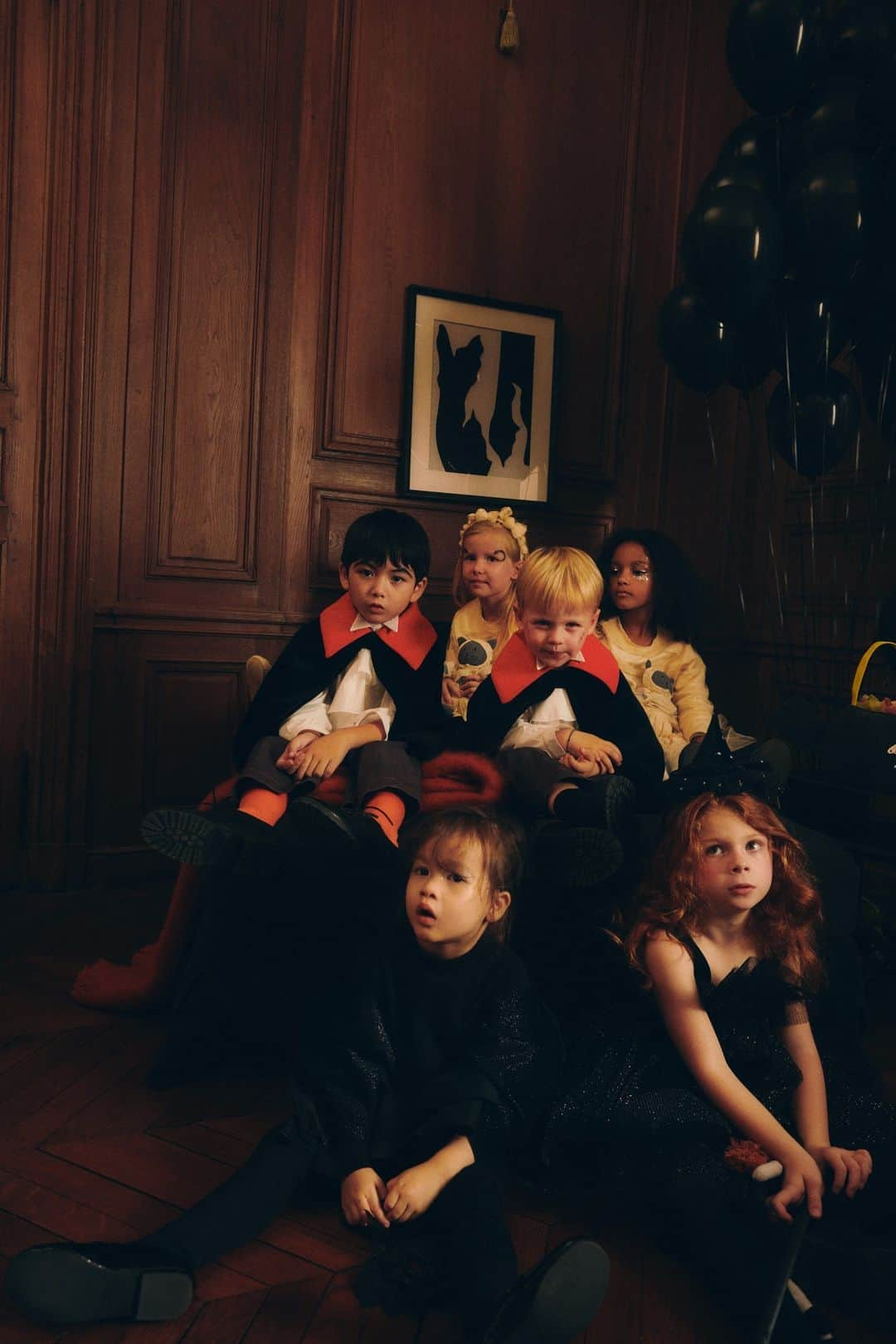 Zara Homeさんのインスタグラム写真 - (Zara HomeInstagram)「TRICKS & TREATS • Discover our new Halloween collection for the little ones and get ready for the scariest day of the year! 👻 Find out more at zarahome.com」10月7日 18時00分 - zarahome