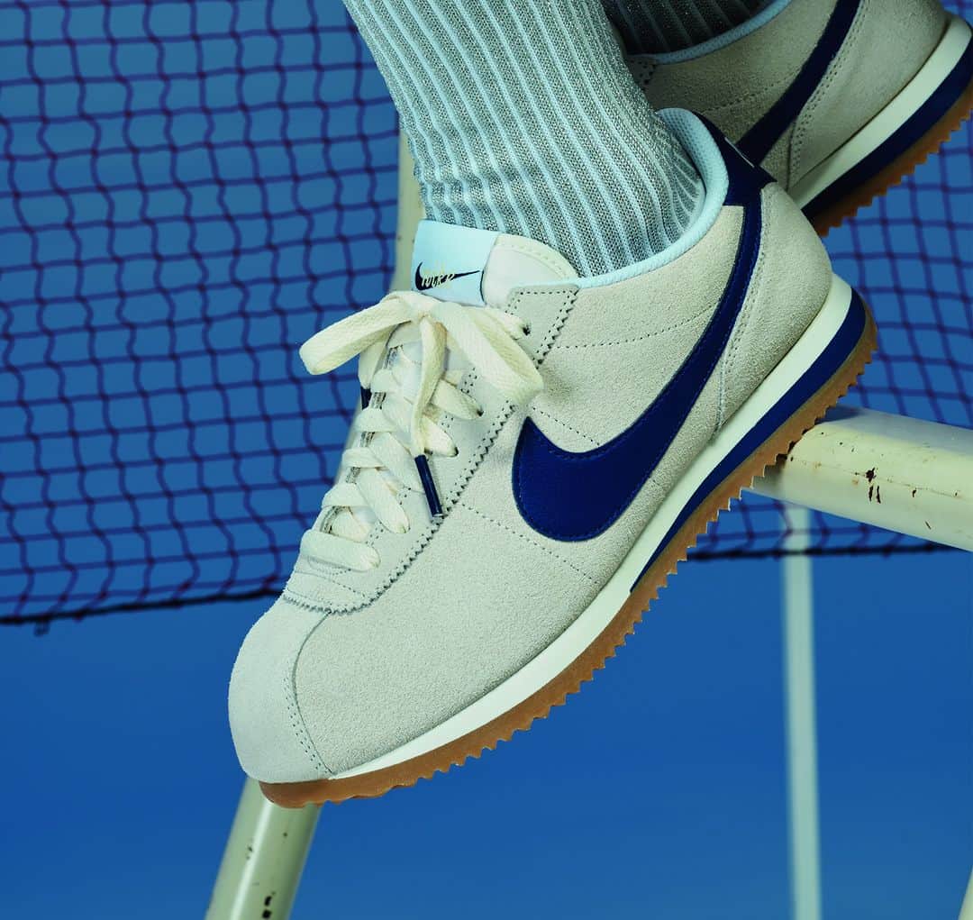 ABC-MART Grand Stageさんのインスタグラム写真 - (ABC-MART Grand StageInstagram)「・ 【NIKE CAMPUS PACK】  可能性しかない未来へ向けて。 原動力は、内に秘めた自信と強さ。 コーディネートのアクセントはそれぞれの持つ個性。 ライフスタイルに合わせた、思い思いの着こなしで、アイデンティティーを表現できるCAMPUS PACKが登場。   https://gs.abc-mart.net/feature/21695/   #CAMPUSPACK #NIKECAMPUS #abcmart #abcgs #nike #ナイキ」10月7日 18時00分 - abcmart_grandstage