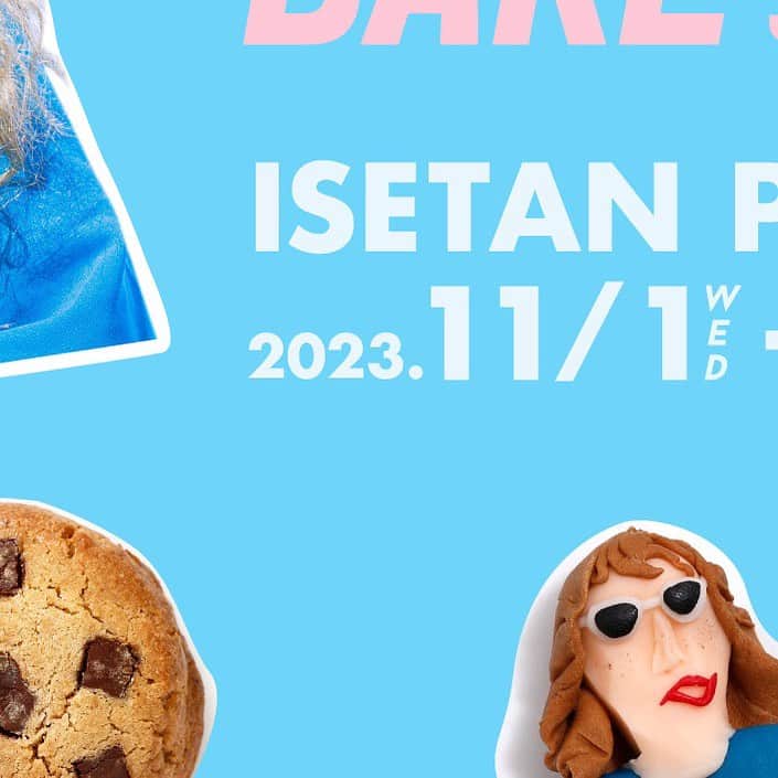 のインスタグラム：「🧁ISETAN POP UP🍪 @acutegrrrl_isetan  @isetan_shinjuku  2023.11/01~11/05 去年に引き続き、HohokamBAKEshopからクッキー、HohokamDINERのグッツのPOPUPを伊勢丹新宿店でやらせていただきます✌🏻 📢今回は当店にオープン当初から通ってくれている、pecoちゃんと念願のコラボレーションを実現😮‍💨💖 マフィン2種類とキーホルダーのSETを作りました❣️マフィンの見た目、味、包装にも一緒にこだわり、マフィンカップもpecoちゃんが選び、NYから仕入れてます🇺🇸キーホルダーは’’ちょいブスキーホルダー’’にpecoちゃんがコラボマフィンを持っている姿を作っていただきました👸🏼🧁 ※こちら、300SET限定販売になります。(また後日詳しく発表致します) 👸🏼PECO @pecotecooo 💖  🥟ちょいブスキーホルダー®︎ 今回、ぺこちゃんのコラボキーホルダーだけではなく、当店だけのめっちゃかわいいオリジナルキーホルダーも製作していただきました❤️(後日発表🤫) 一つ一つ手作りのため数量限定です‼️ お楽しみに🛸 @choibusu  ひとつひとつ手作業で作る詰め甘めのキーホルダーを中心に様々な作品を制作。渋谷・ウーピーゴールドバーガーに自作のキーホルダーを入れたガチャガチャマシーンを設置したのをきっかけに、大手食品メーカーやアーティストとのコラボ、全国各地での個展やPOPUP STOREの開催など多岐にわたり活動。香港、台湾、韓国、インドネシアでのキーホルダーの販売や展示をするなど海外での活動も精力的に行う。  🕯️💕SHEER とってもかわいいキャンドルブランド🦄今回はクッキー2種類とブラウニーを作っていただきました🍪(こちらも後日インスタグラムで紹介します) @sheer.sheer.sheer  SHEERは、70'sのサイケデリック、 80's ガールズシングス、そして90'sカルチャーからインスパイアーを受け、ユニークでカラフルなキャンドルをひとつひとつ心を込めて作っているハンドメイドキャンドルのブランドです。  🖋️Yunosuke 今回新しくスウェット、トートバックを制作するにあたって系列店で最近までPOP UPをしていたYunosukeさんにオファーし、デザインしていただきました💁🏻‍♂️ こちらも出来上がり次第宣伝させてください🪂(史上最高に可愛いです✨) @yunosk  雑誌、広告をはじめCDジャケット、MV、店舗ロゴなど、幅広いジャンルのアートワークをシンプルかつ軽やかな線で手がける。  💬その他、今回もステッカーやキーホルダー、アパレルまで幅広く、みんながワクワクするようなオリジナルグッツご用意しております🎡 10000円以上(税抜)のお買い上げで最高なノベルティもございます🎢  -------------------------------------- 🍪HohokamBAKEshop @hohokambakeshop  HohokamDINERで出しているケーキ類、焼き菓子全般の製造しております。  🍔HohokamDINER 原宿駅から徒歩２分にあるアメリカンダイナー👩🏻‍🍳ハンバーガーやサンデーなどの本場アメリカに負けない見た目にも味にもこだわってます🇺🇸 @hohokamdiner   #acutegrrrl #addictedbycuteness  #hohokamdiner #hohokambakeshop  #ホホカムダイナー #ホホカムダイナー原宿」