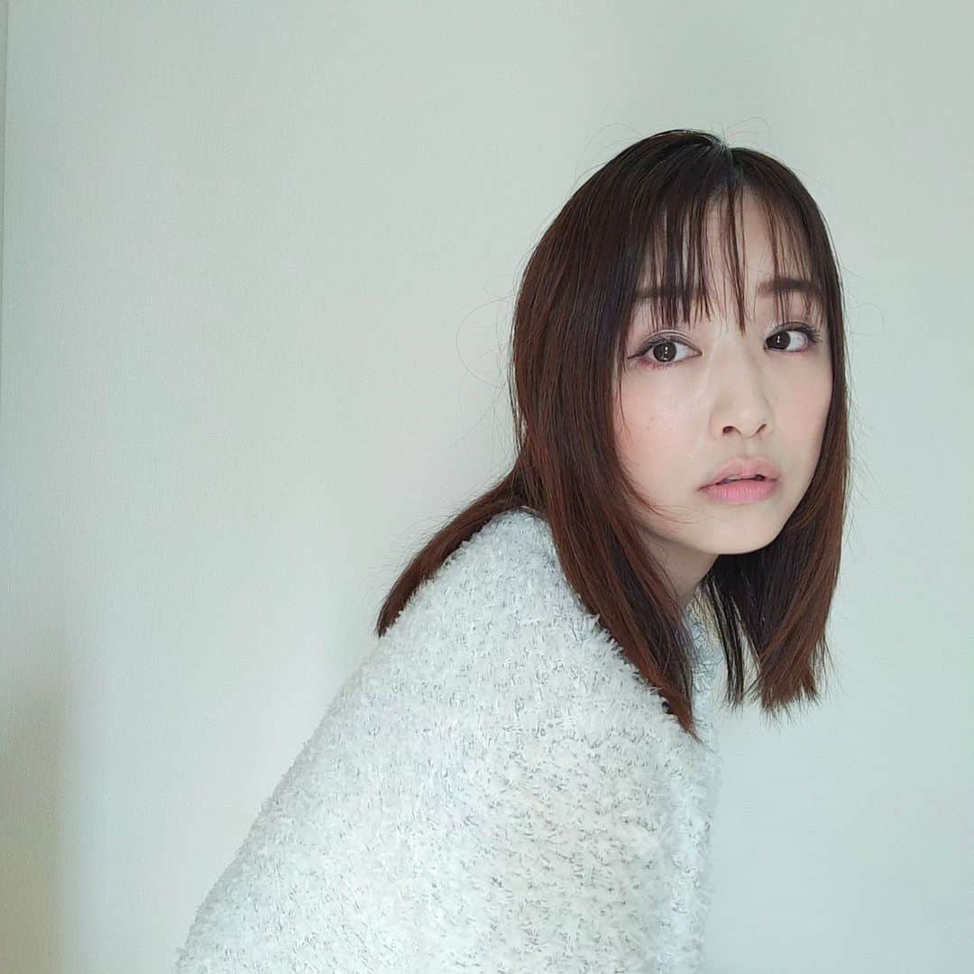 のインスタグラム：「秋きましたね🤍 こんなにも 心地よいのかと 毎日、感動中🤭」