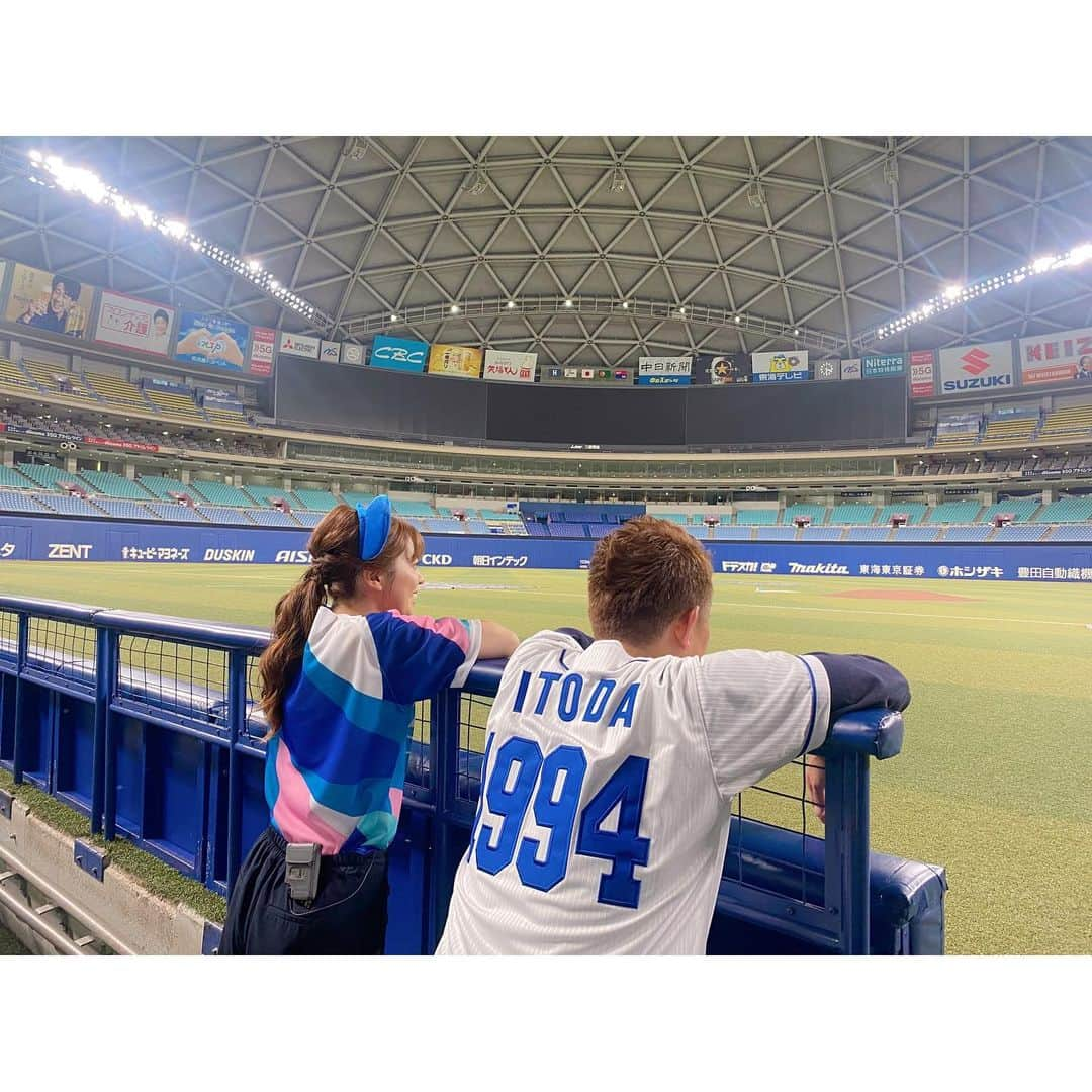 森夏美さんのインスタグラム写真 - (森夏美Instagram)「. バンテリンドームの表💙と裏🤍 調査してきました🫡  おそらく、もう2度と、 足を踏み入れることが出来ないであろう、 あの場所も…🙈🙉🙊  明日のタイチサン！ ぜひご覧ください🙌  #バンテリンドーム #秘密 #調査 #ドラゴンズ #師匠 #井戸田さん  #東海テレビ #アナウンサー #森夏美」10月7日 18時17分 - mori_natsumi0722