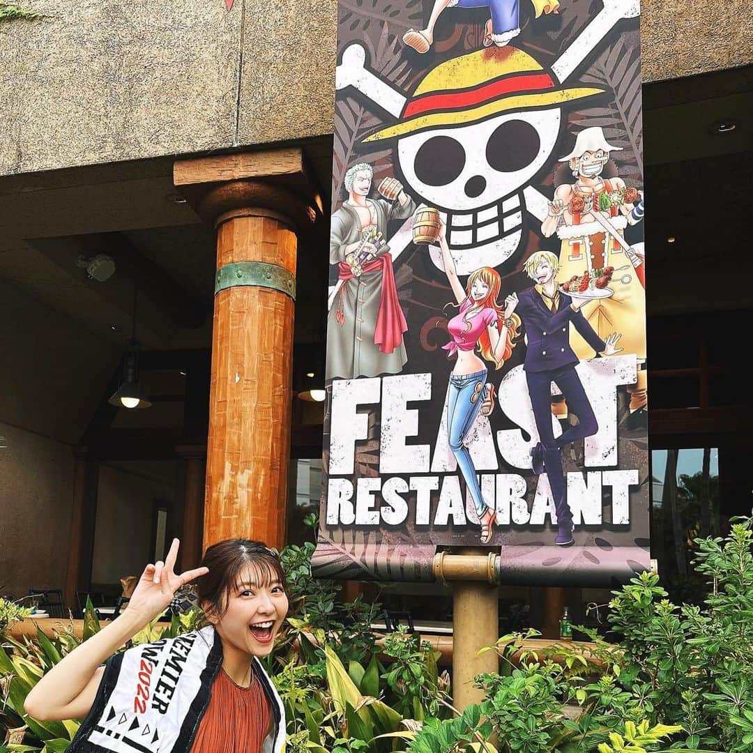 内藤もゆのさんのインスタグラム写真 - (内藤もゆのInstagram)「🚢🏴‍☠️🍖👒 ⁡ ⁡ ⁡ 今年も行けた！𝑜𝑛𝑒𝑝𝑖𝑒𝑐𝑒☝🏻‪‪✌🏻🤍 ⁡ ⁡ ⁡ ⁡ ⁡ #𝑐𝑜𝑑𝑒  #𝑜𝑜𝑡𝑑  #はっぴーすまいる  #ℎ𝑎𝑝𝑝𝑦𝑠𝑚𝑖𝑙𝑒  #とぅいんくる #𝑇𝑤𝑖𝑛𝑘𝑙𝑒 #もゆふぁむ  #𝑓𝑜𝑙𝑙𝑜𝑤𝑚𝑒 #2023 #𝑜𝑐𝑡𝑜𝑏𝑒𝑟 #ワンピース #𝑜𝑛𝑒𝑝𝑖𝑒𝑐𝑒 #ワンピースプレミアムサマー #𝑈𝑆𝐽  #ゆにば #𝑢𝑛𝑖𝑣𝑒𝑟𝑠𝑎𝑙𝑠𝑡𝑢𝑑𝑖𝑜𝑗𝑎𝑝𝑎𝑛 #宴」10月7日 18時34分 - moyuno54naito