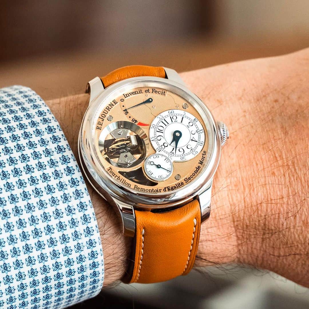 Daily Watchさんのインスタグラム写真 - (Daily WatchInstagram)「Hands-on with one of the most complicated watches by @fpjourneofficial, the Tourbillon Remontoir d’egalite Seconde Morte. An art piece on your wrist #fpjourne #fpjourneofficial」10月7日 18時29分 - dailywatch