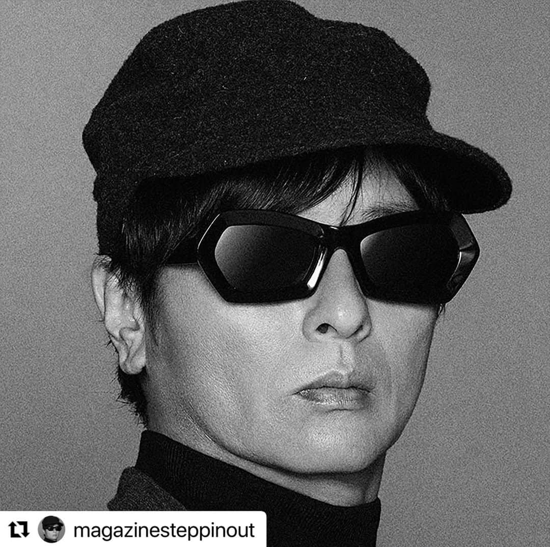 テイ・トウワのインスタグラム：「#Repost @magazinesteppinout with @use.repost ・・・ 挑戦し続ける大人たちへ送るマガジンSTEPPIN’ OUT! #ステッピンアウト!のWEBにTOWA TEIさんがご登場。発売中のニュー・アルバム『#TOUCH』、『#ZOUNDTRACKS』について、編集長・山崎がお話を伺っています。（上野）  https://barfout.jp/steppinout/culture/5708/ ※トップページのプロフィールのリンクからご覧いただけます  #towatei #ステッピンアウト #steppinout #挑戦し続ける大人たちへ #music #musician #nolimit #challenge #challenger #magazine #printmagazine #photography #photo #photographer #portrait」