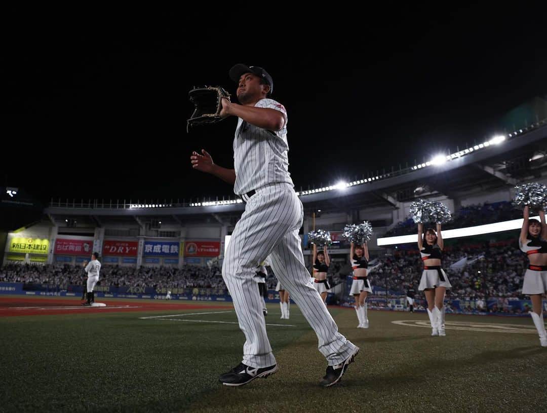 澤村拓一さんのインスタグラム写真 - (澤村拓一Instagram)「Keep moving forward ➡️ #chibalotte  #前進し続ける」10月7日 12時01分 - hsawamura19