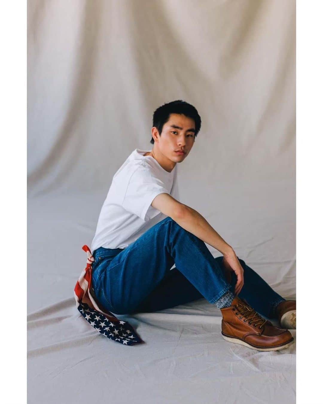 ジョンブルさんのインスタグラム写真 - (ジョンブルInstagram)「⁡ 2023 AUTUMN & WINTER America-Made Denim ⁡ 2023 AUTUMN & WINTERにローンチした【America-Made Denim】のセカンドデリバリーが10/6（金）各店舗に到着いたします。 ⁡ USコットンをメインに使用したJOHNBULLオリジナルの12OZデニムは特殊な紡績方法とエコな染色を施した唯一無二のデニムとなっています。 ⁡ 製品加工はアメリカの伝統色からインスピレーションを受けたブルーのグラデーションで第二段は濃いインディゴカラーが並びます。 ⁡ 一部店舗での限定アイテムですので、ぜひお近くの店舗にてご覧ください。 ⁡ ⁡ 「FRISCO」PANTS  lot.US233P01/￥25,300 tax in ⁡ オーセンティックなストレートシルエットの5ポケットジーンズ。 ⁡ 裾にかけて少しテーパードを入れることですっきり穿けるシルエットでデイリー使いにぴったり。 ⁡ ⁡ ⁡ ＜展開店舗＞ JOHNBULL 表参道店 JOHNBULL 新潟店 Johnbull Private labo 岡山店 Johnbull Private labo 博多店 JOHNBULL HEAD HARBOR グランフロント店 JOHNBULL HEAD HARBOR 二子玉川ライズ店 ⁡ ⁡ ⁡ #johnbull #AmericaMadeDenim #johnbulldenim #2023AW #ジョンブル  #ジョンブルデニム #デニム #ジーンズ #USコットン」10月7日 12時00分 - johnbull_private_labo