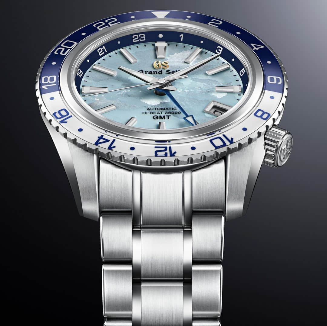 Grand Seikoさんのインスタグラム写真 - (Grand SeikoInstagram)「【Sport Collection Caliber 9S 25th Anniversary Limited Edition #SBGJ275 】 　 The new GMT watch lifts the imagination of skyward with a beautiful blue dial that illustrates a sea of clouds at daybreak. The shade of blue is inspired by the sky over Mt. Iwate when it is blanketed by this sea of clouds.  　 The dial’s organic pattern depicts the layered sea of clouds that envelops Mount Iwate as dawn breaks. The pale blue color overlaid on the pattern gives the dial the appearance of a sea of clouds floating in a beautiful sky.  #grandseiko #thenatureoftime #aliveintime」10月7日 18時00分 - grandseikoofficial